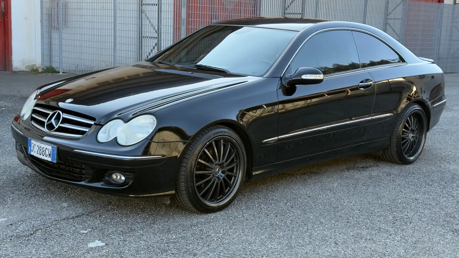 Mercedes-Benz CLK 220 CLK Coupe - C209 Coupe cdi Avantgarde Schwarz - 1