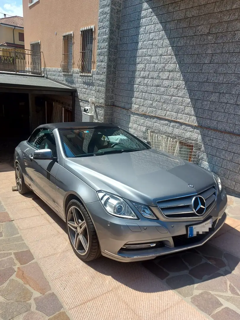 Mercedes-Benz E 220 Cabrio cdi be Executive - 1