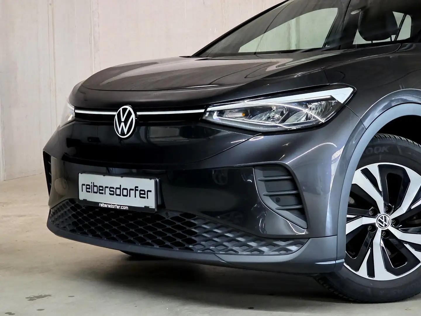 Volkswagen ID.4 Pure 109 kW Basis Grau - 2