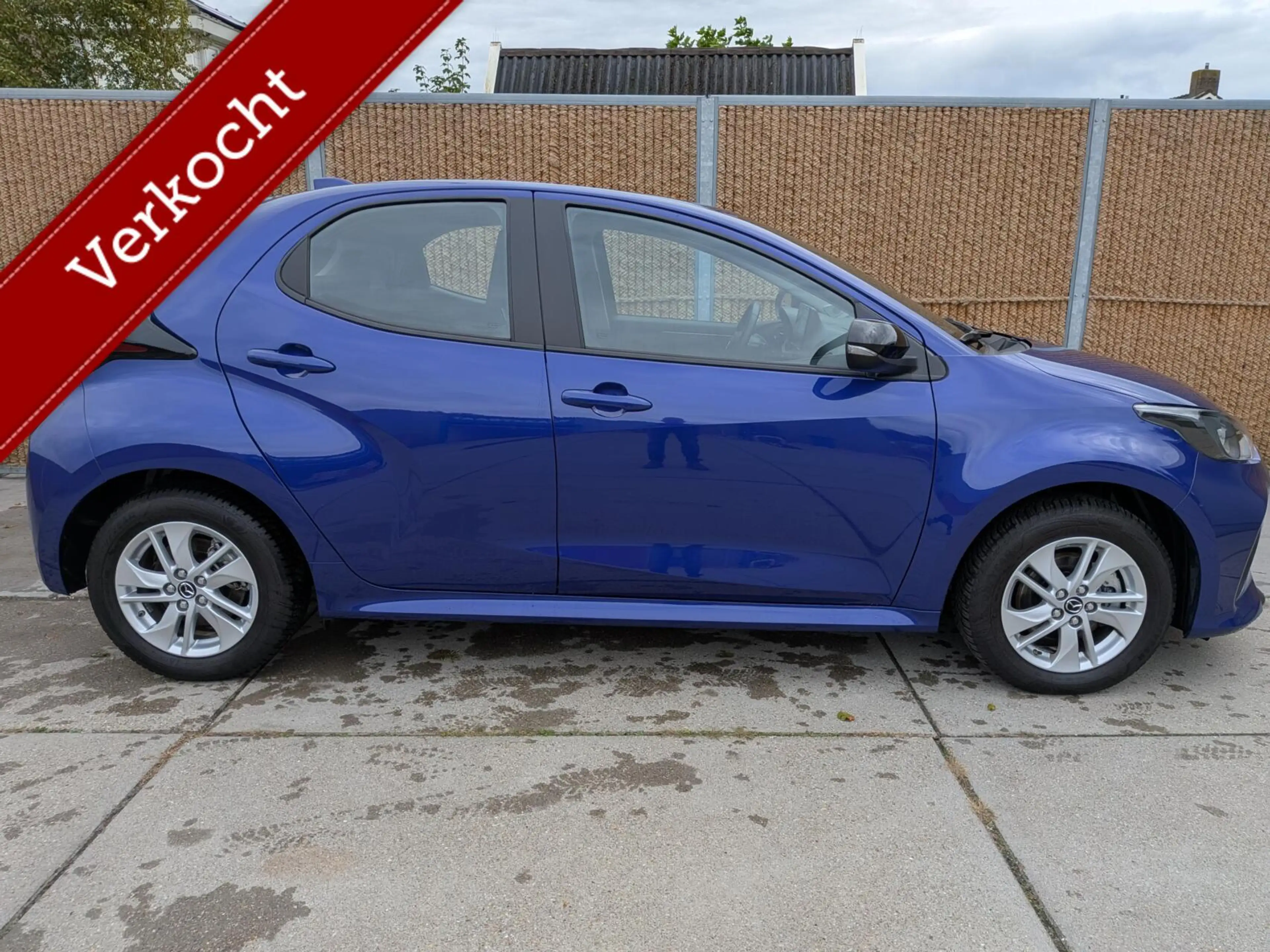 Mazda 2 Hybrid 1.5 Centre-line — photo 3
