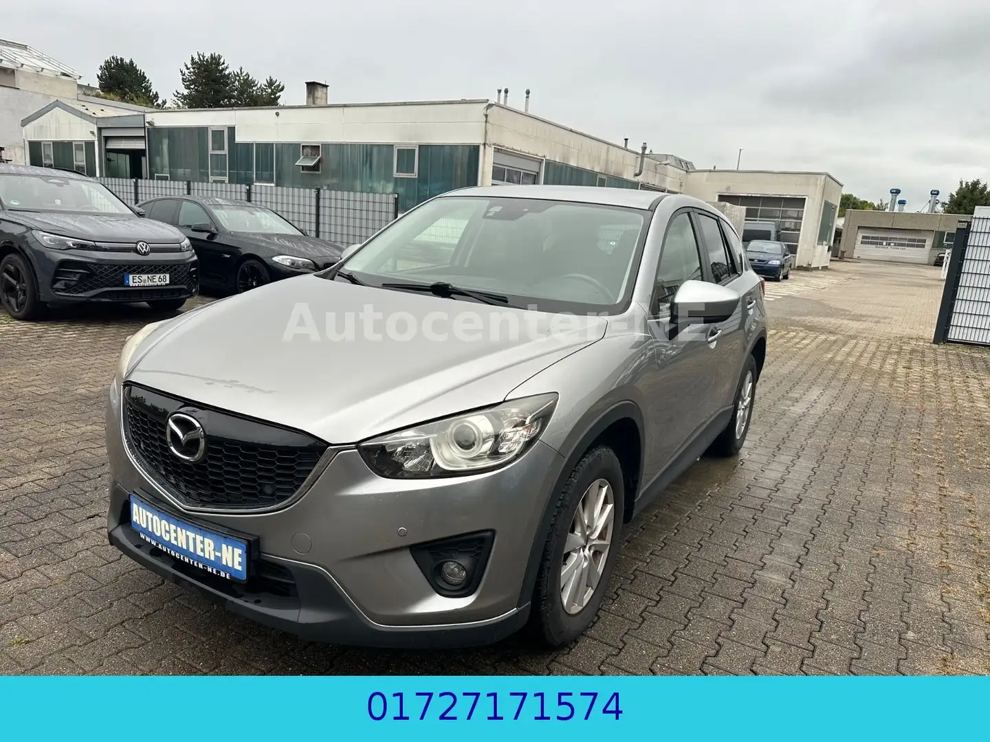 Mazda CX-5 /2.2 SKYACTIV-D/Center-Line 2WD Grau - 2