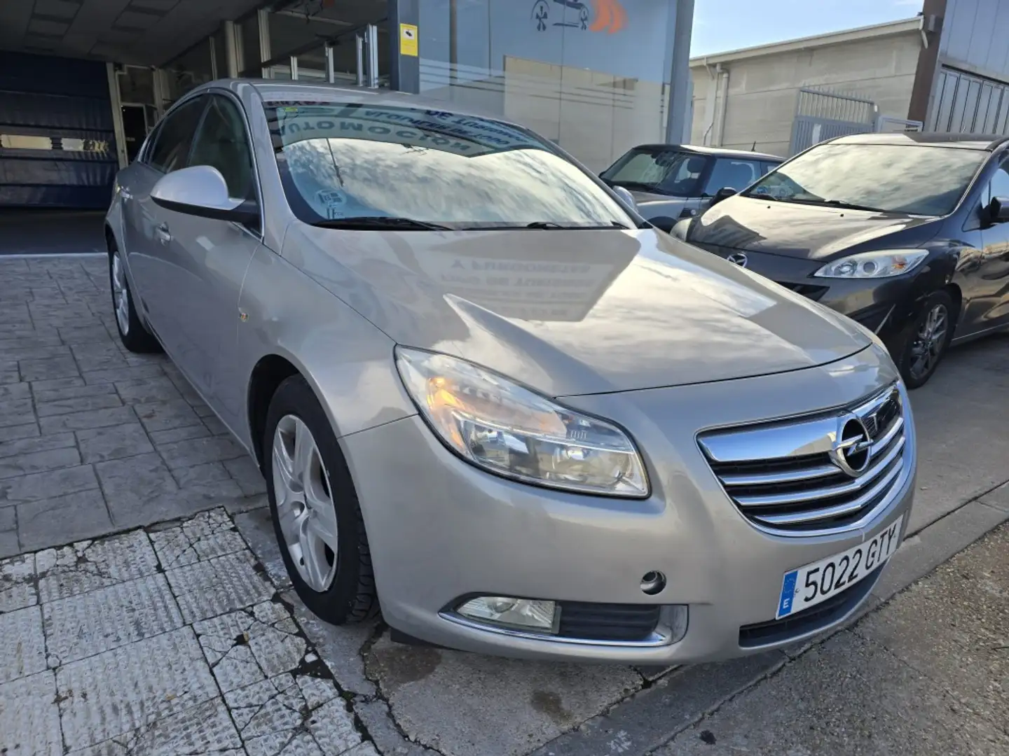 Opel Insignia 2.0CDTI Edition 160 Beige - 2