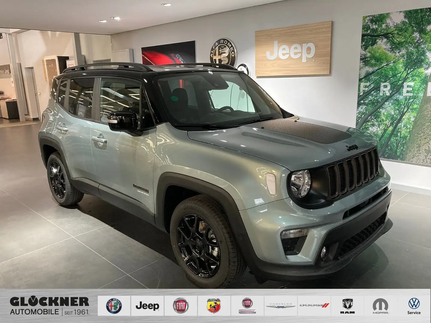Jeep Renegade e-Hybrid 1,5 Upland Grün - 1