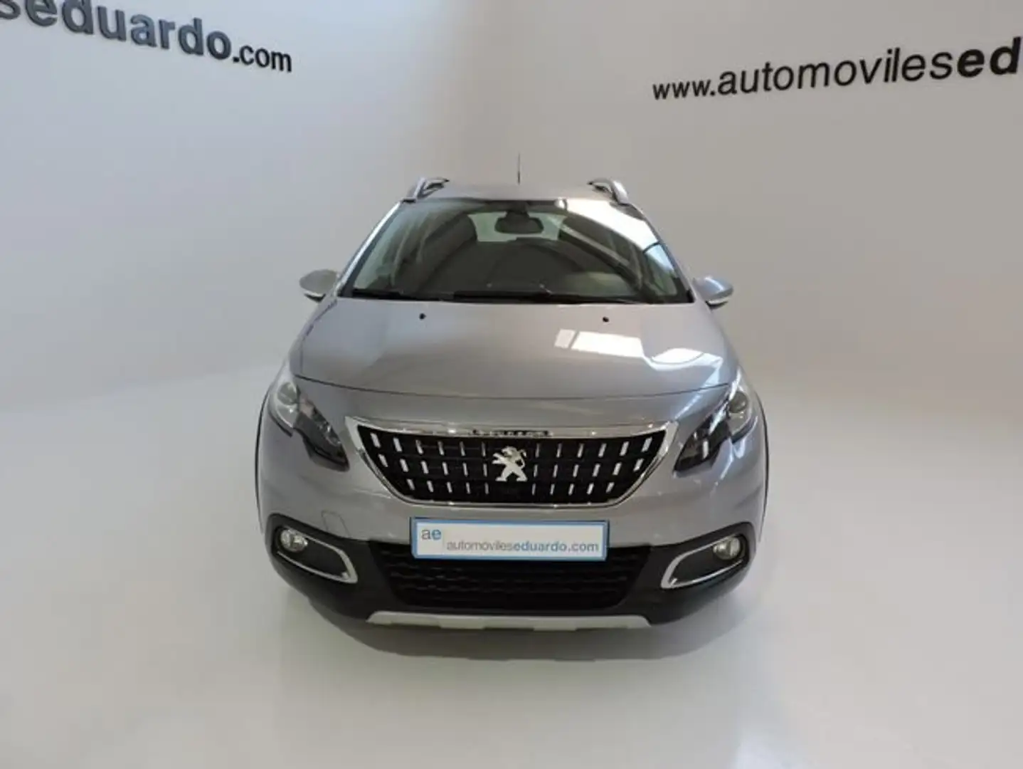Peugeot 2008 ALLURE PURETECH 110CV Gris - 2