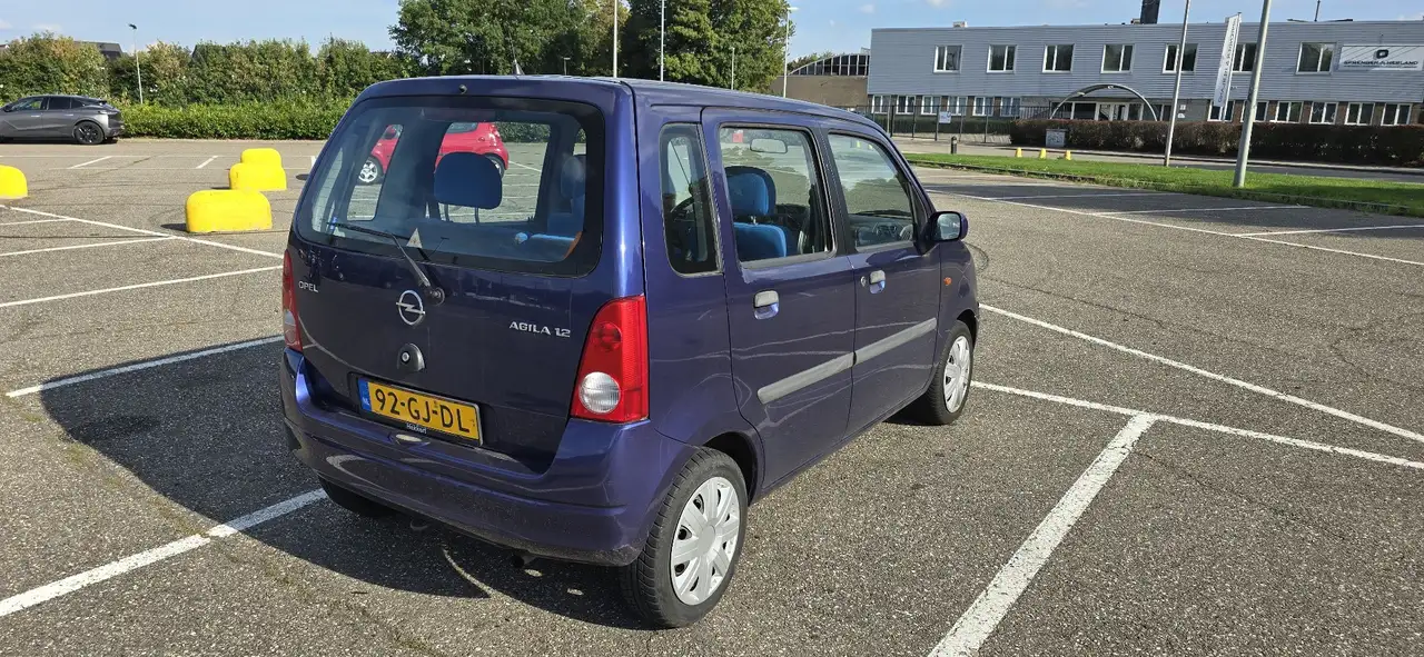Opel Agila 1.2-16V Elegance, foto 5
