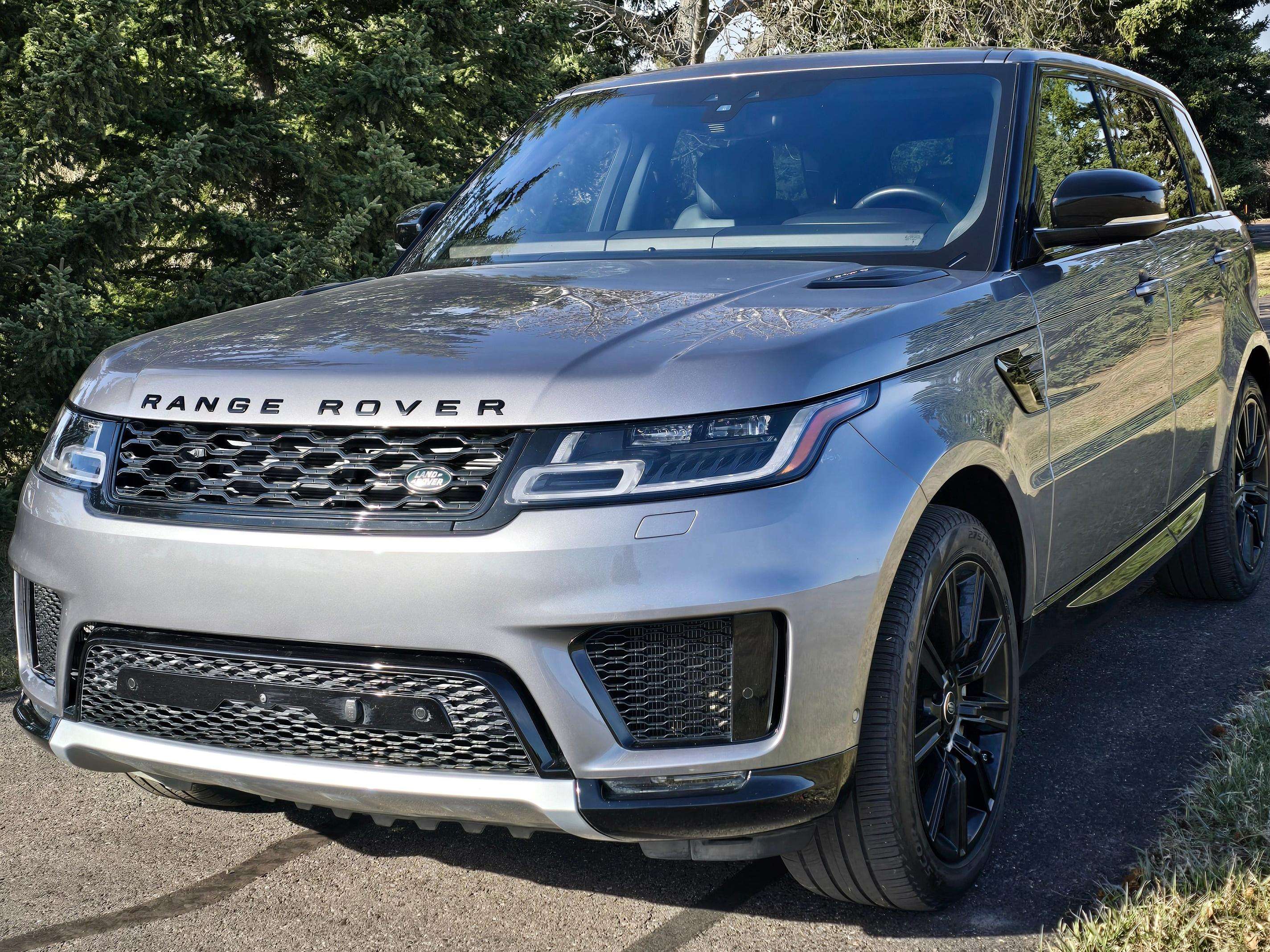 2021 Land Rover Range Rover Sport HSE Silver