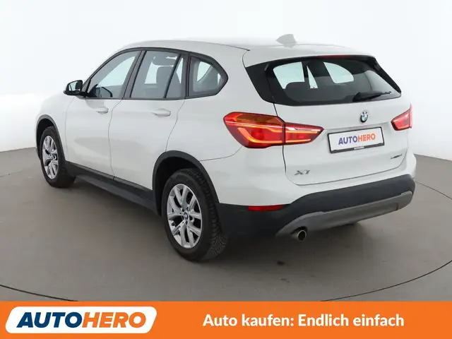 BMW X1 view 4