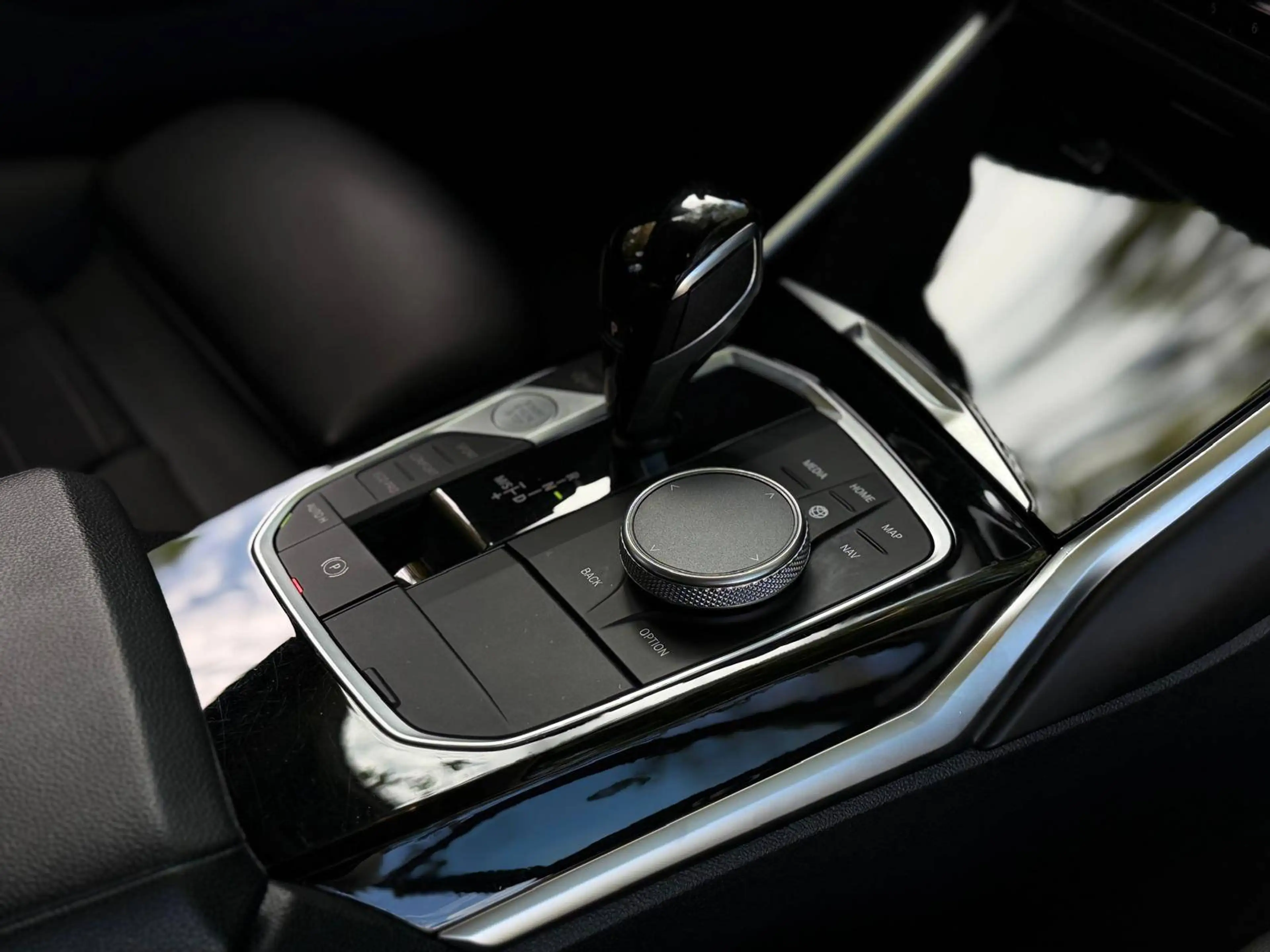 BMW 318 318iA + Full entretien 100% BMW + Sportline + Garantie 12 mois + Etat impeccable — photo 25