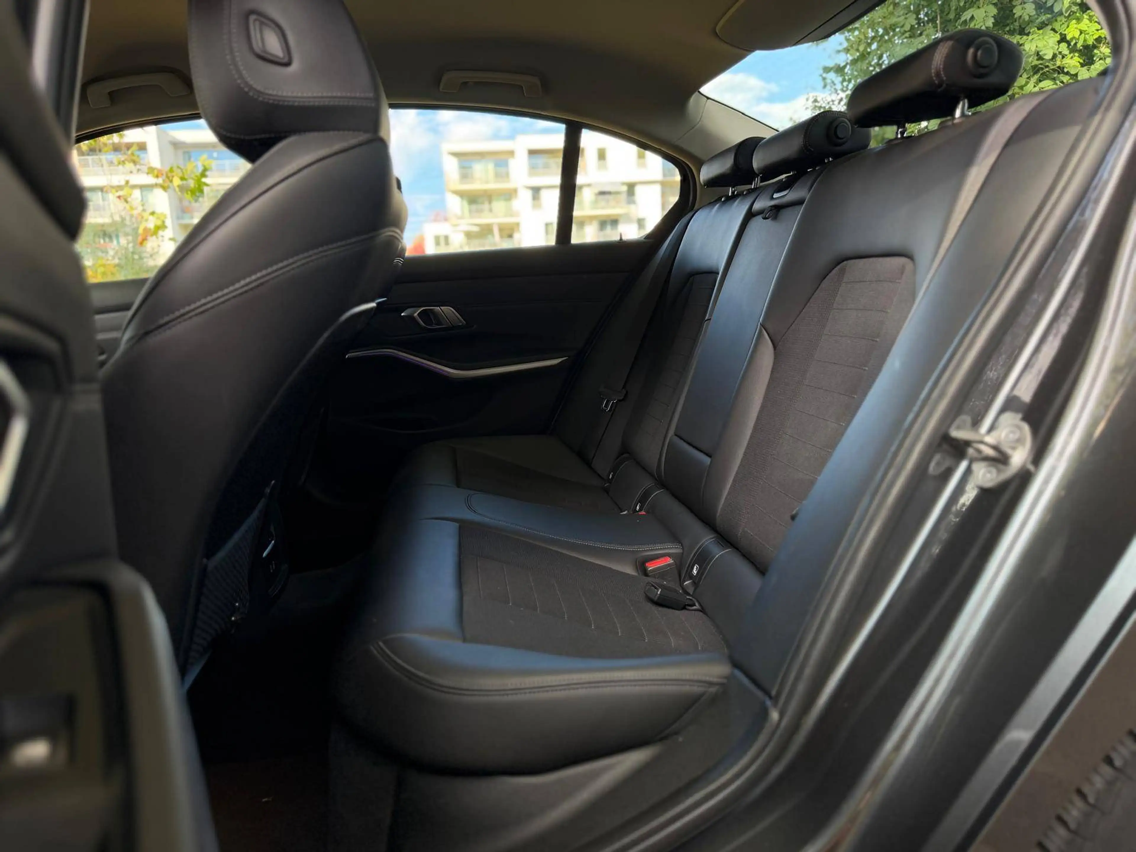 BMW 318 318iA + Full entretien 100% BMW + Sportline + Garantie 12 mois + Etat impeccable — photo 16