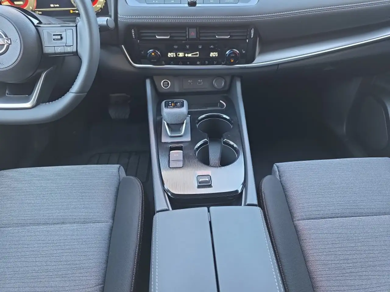 Nissan X-Trail 1,5 VC-T 163PS Navi/ACC/Winterp/el.Klappe **, миниатюра 12