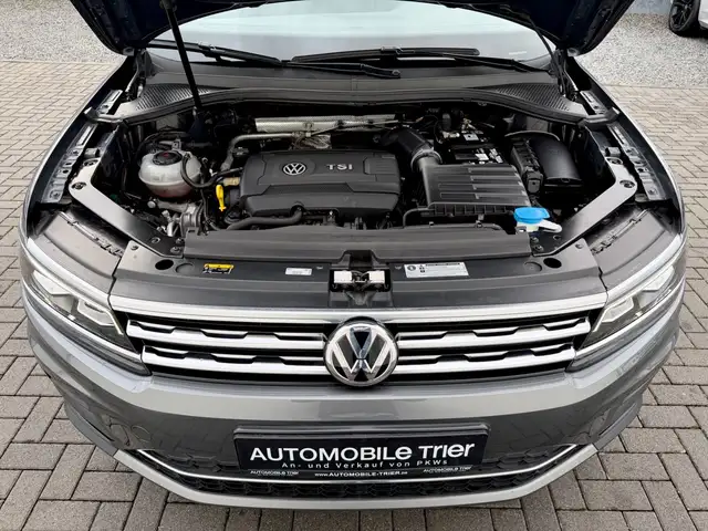 Volkswagen Tiguan view 13