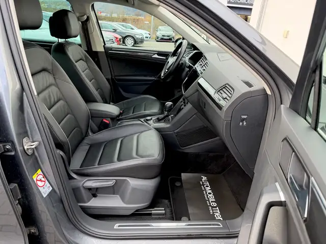 Volkswagen Tiguan view 9