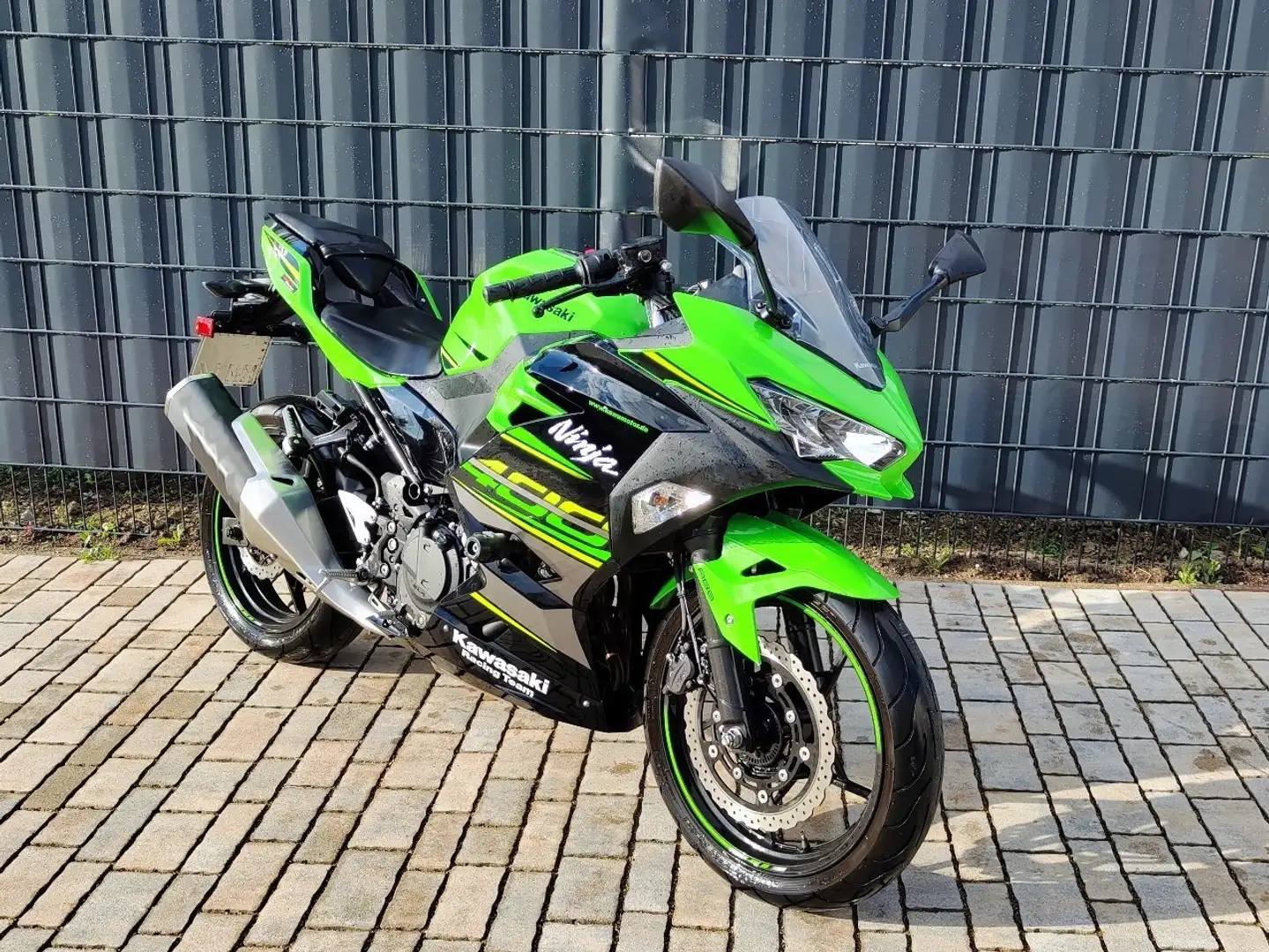 Kawasaki Ninja 400 Groen - 1