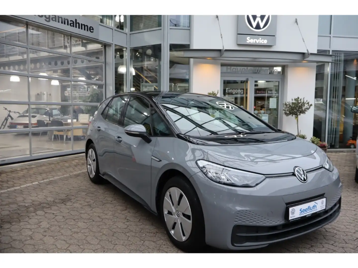Volkswagen ID.3 110 kW Pure Performance Navi Sitzhzg. Spiegel ankl Gris - 2