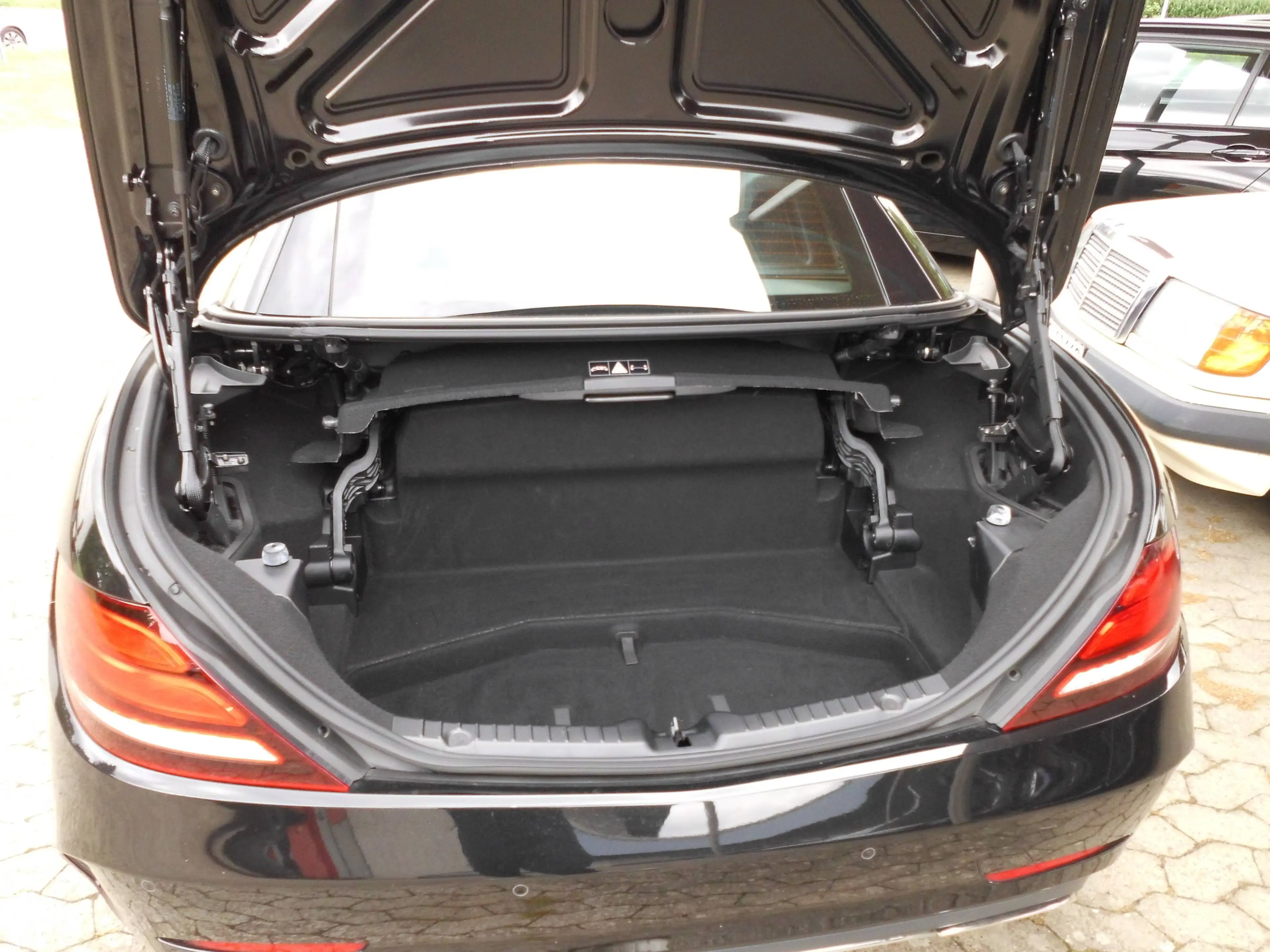 Mercedes-Benz SLC 180 SLC 180 (172.431) — photo 10