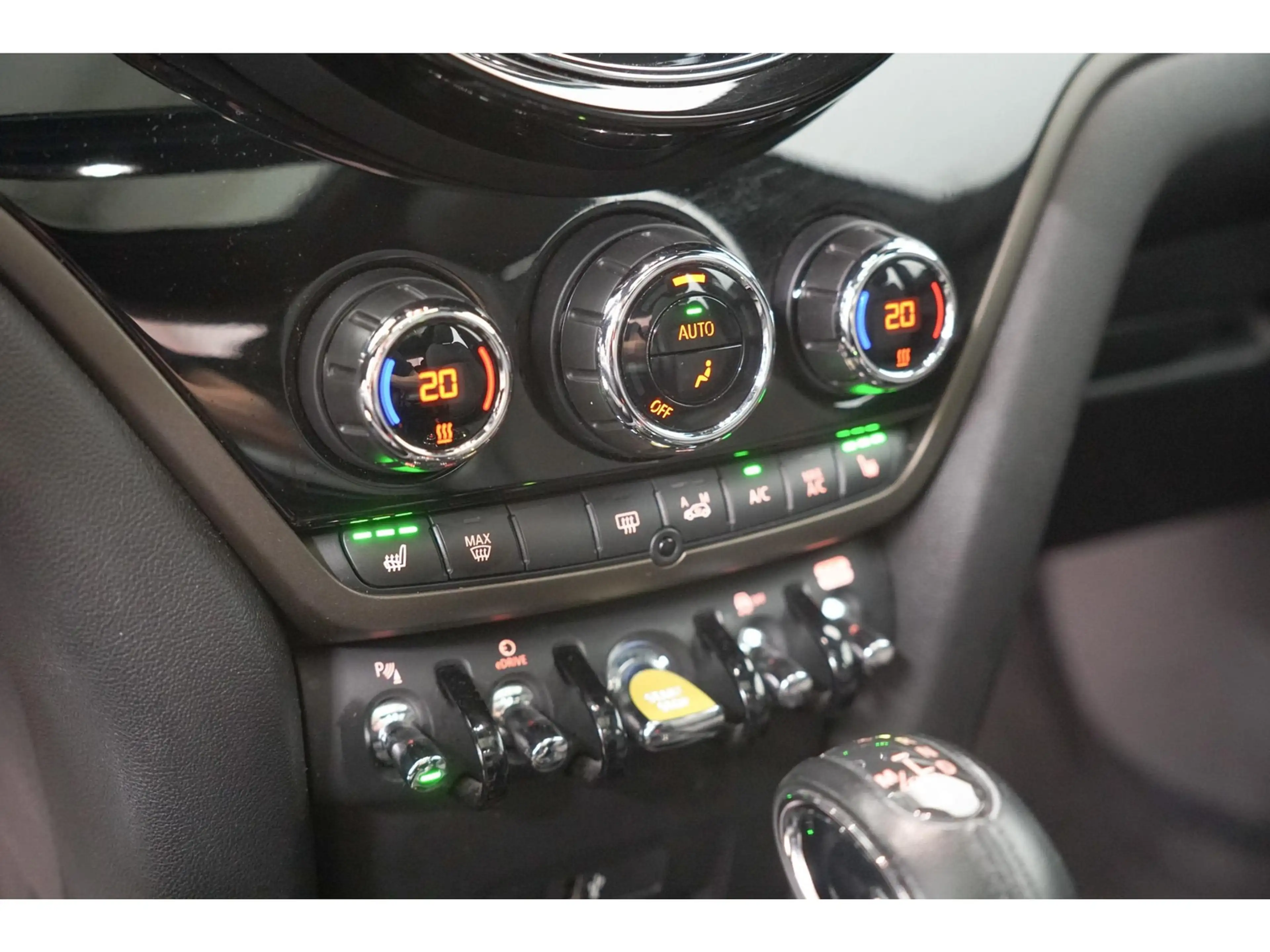 MINI Cooper SE Countryman 1.5 ALL4 Panoramadak | Harman Kardon | Head Up | A — photo 19