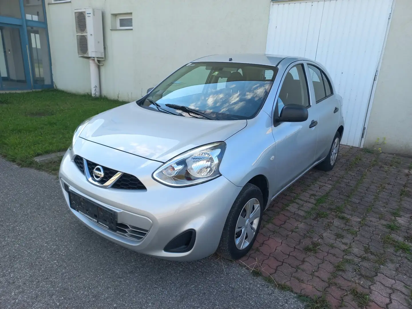 Nissan Micra 1.2 Tekna - 1