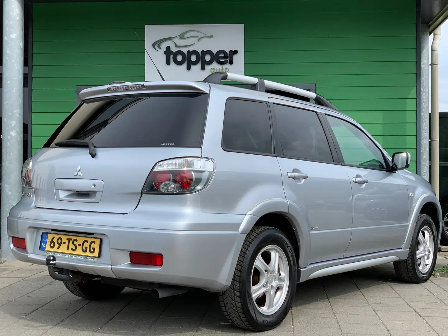 Mitsubishi Outlander Sport 2.4 Invite Scott 4WD | LPG | Automaat | Trek Grijs - 2