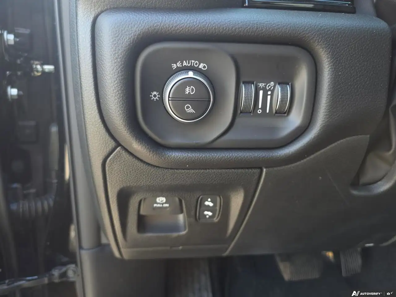 RAM 1500 photo RAM 1500