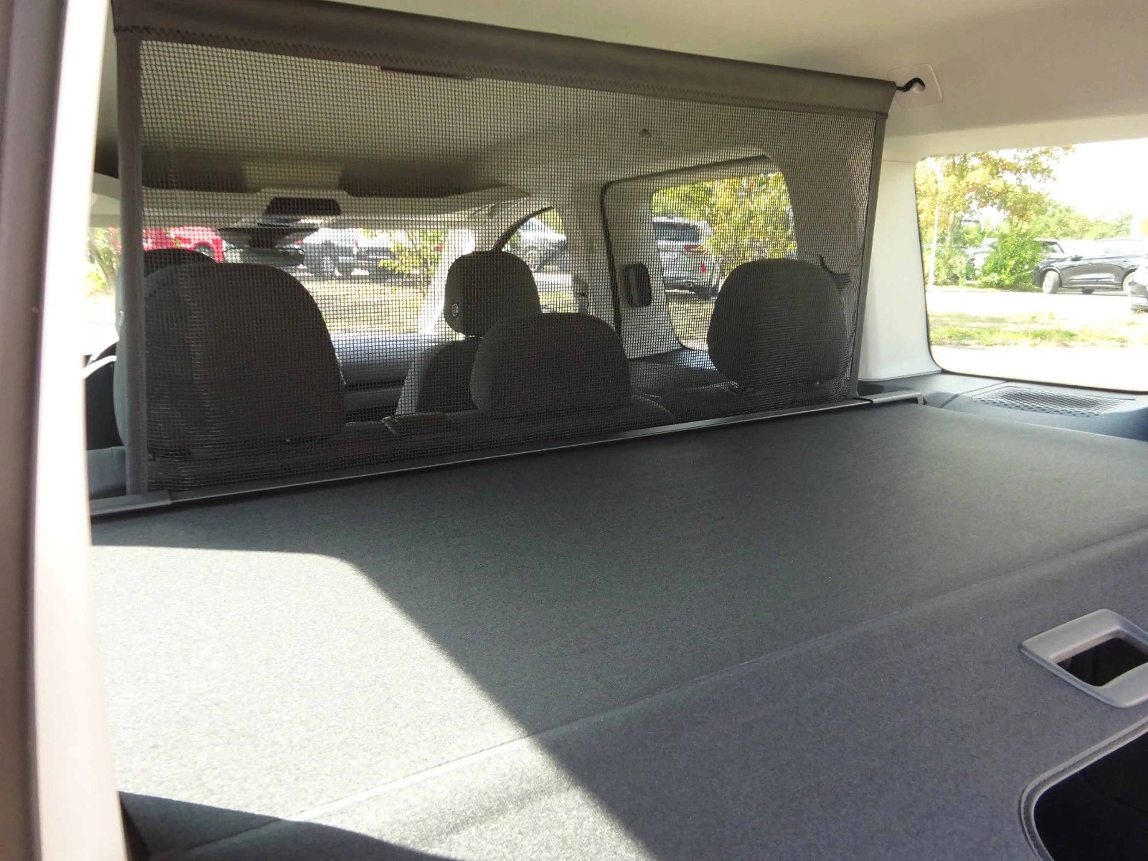 Ford Tourneo Connect L1 Trend SHZ LMF GRA Navi PDC — photo 14
