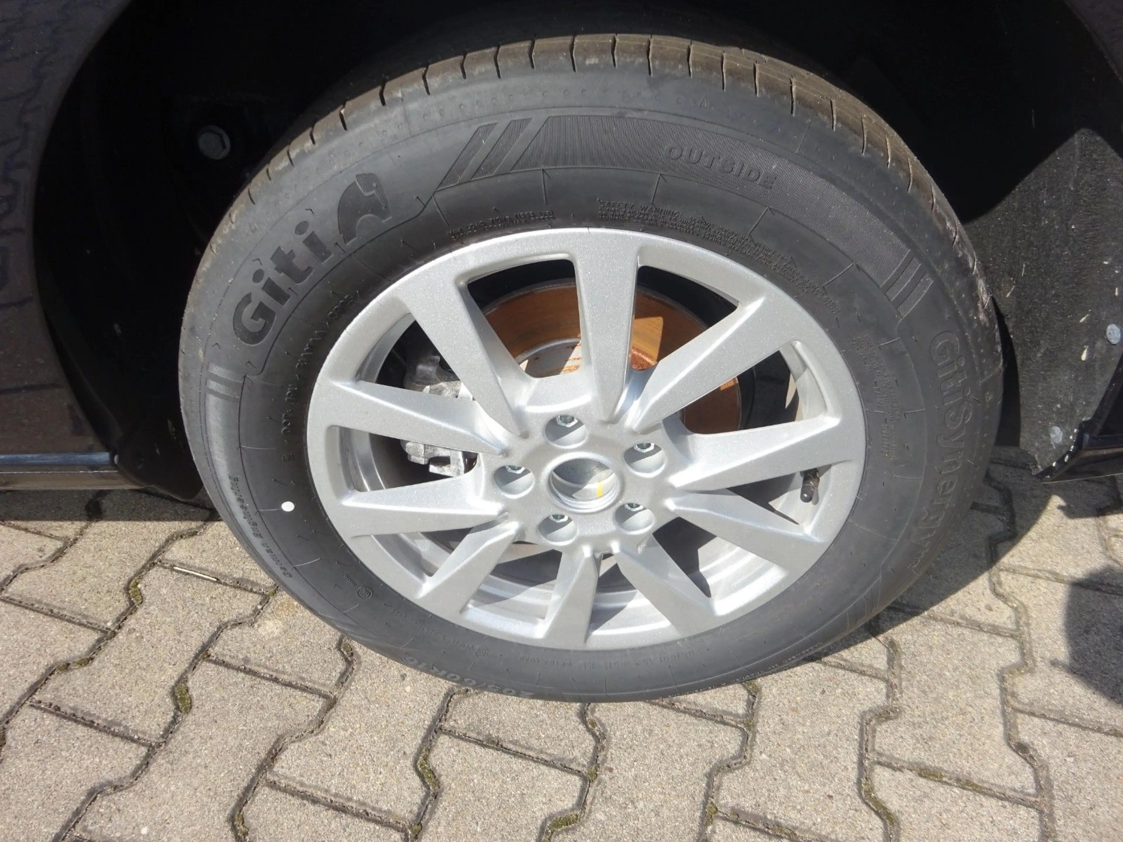 Ford Tourneo Connect L1 Trend SHZ LMF GRA Navi PDC — photo 15