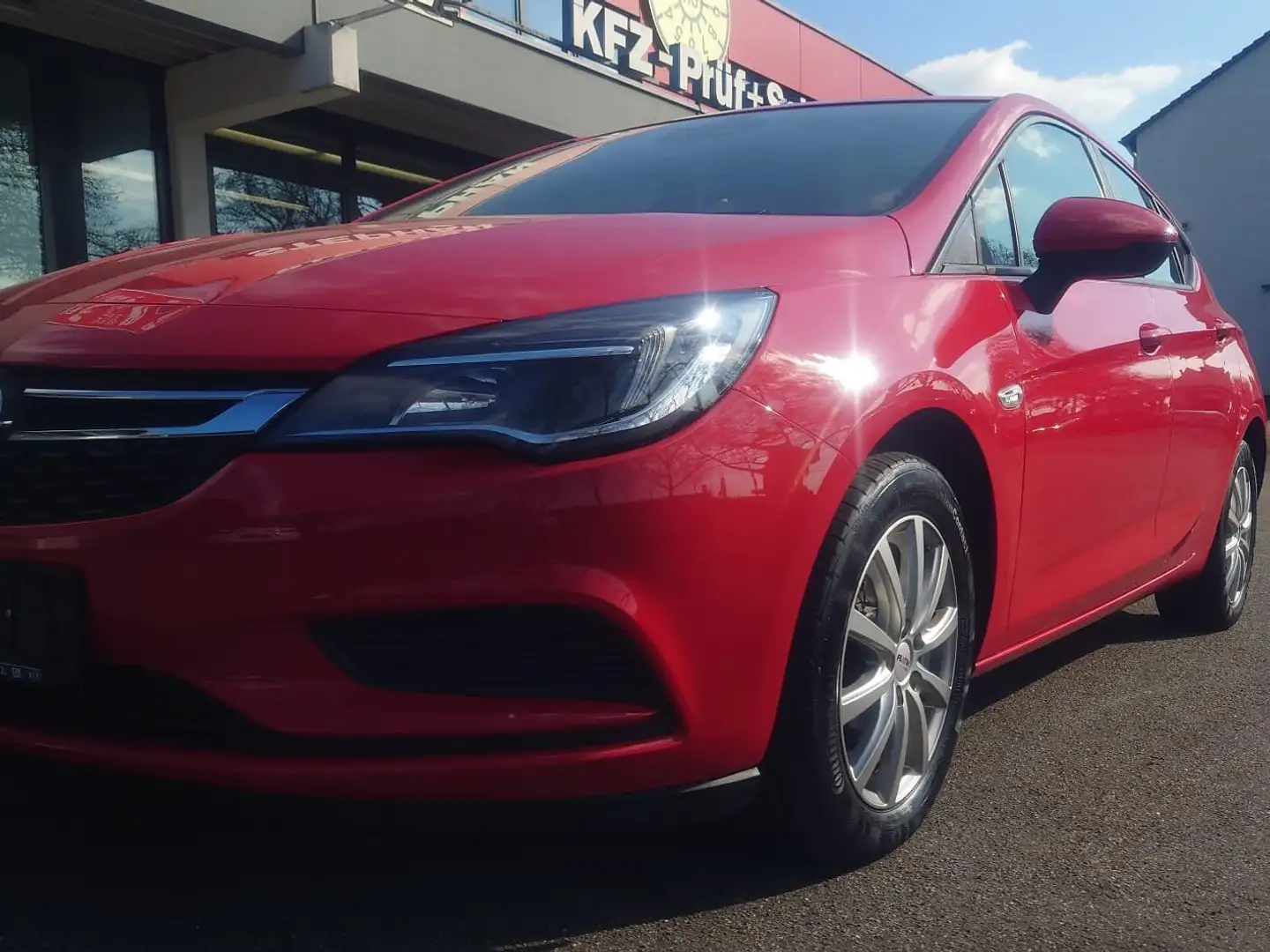 Opel Astra Edition Start/Stop Rot - 2