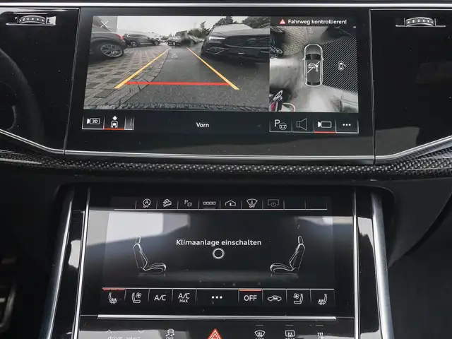 Audi SQ8 view 14