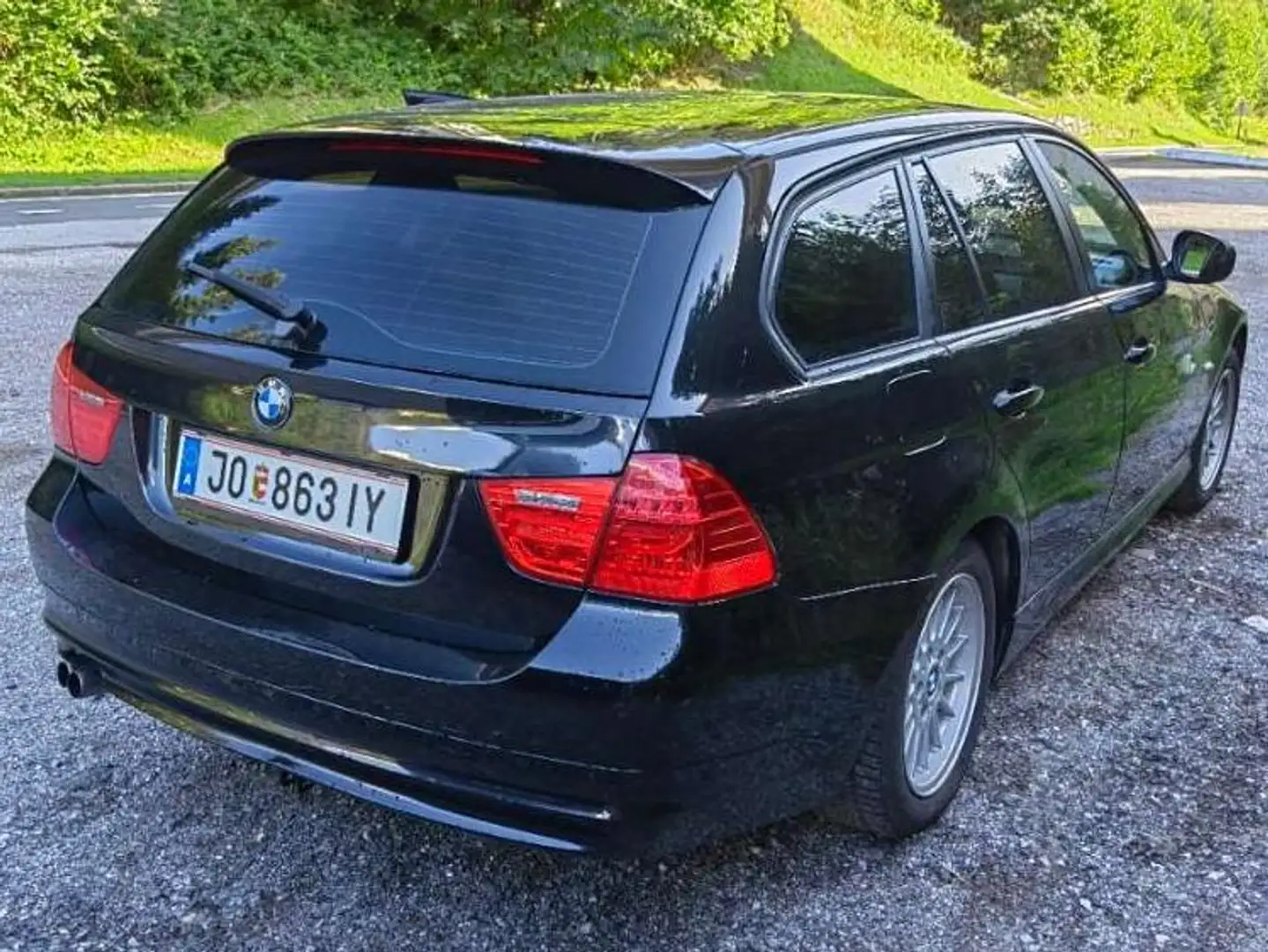 BMW 325 325tds touring Exclusiv-Edition Schwarz - 2