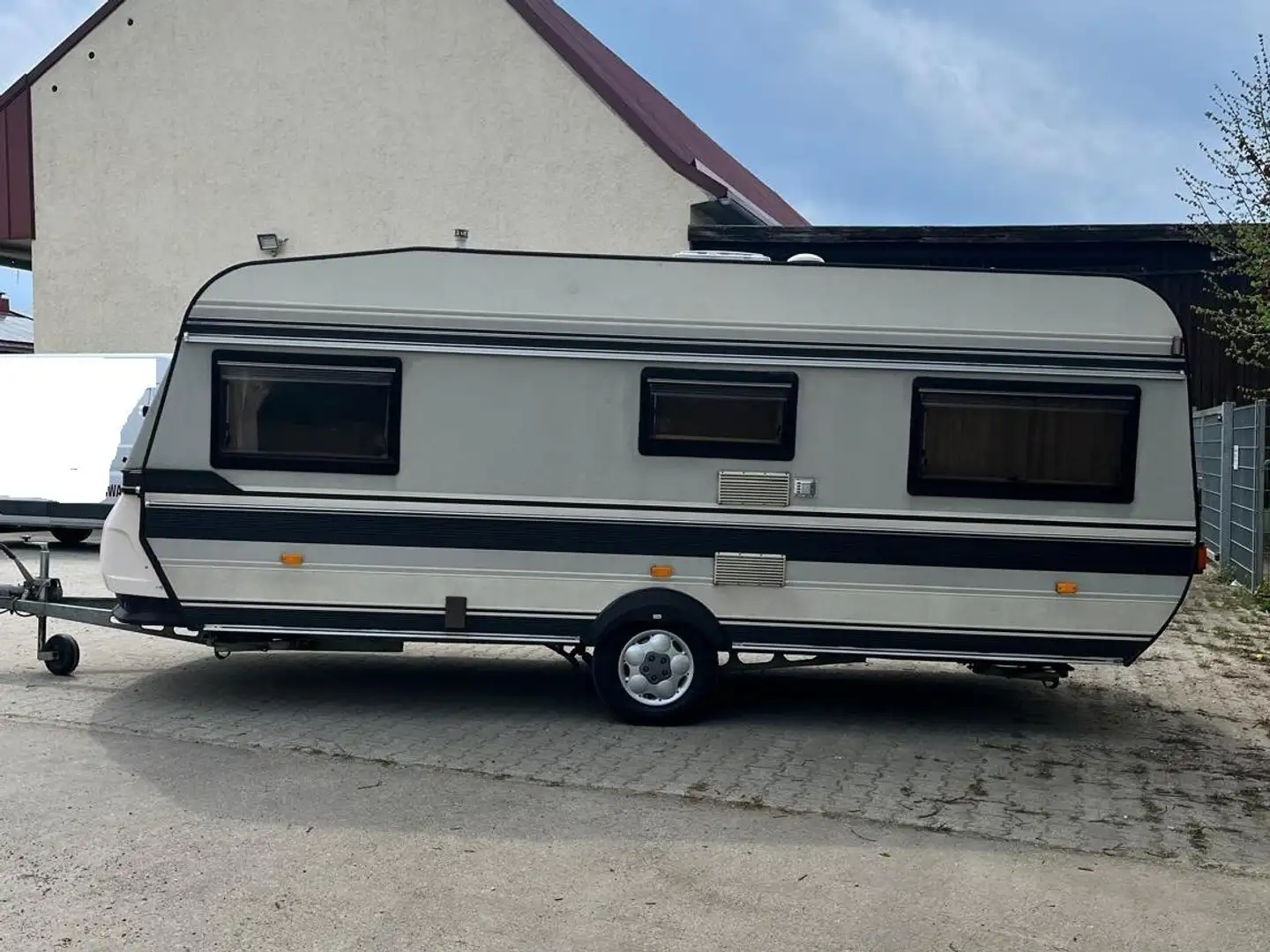 Caravans-Wohnm Hobby Prestige 535 Weiß - 2