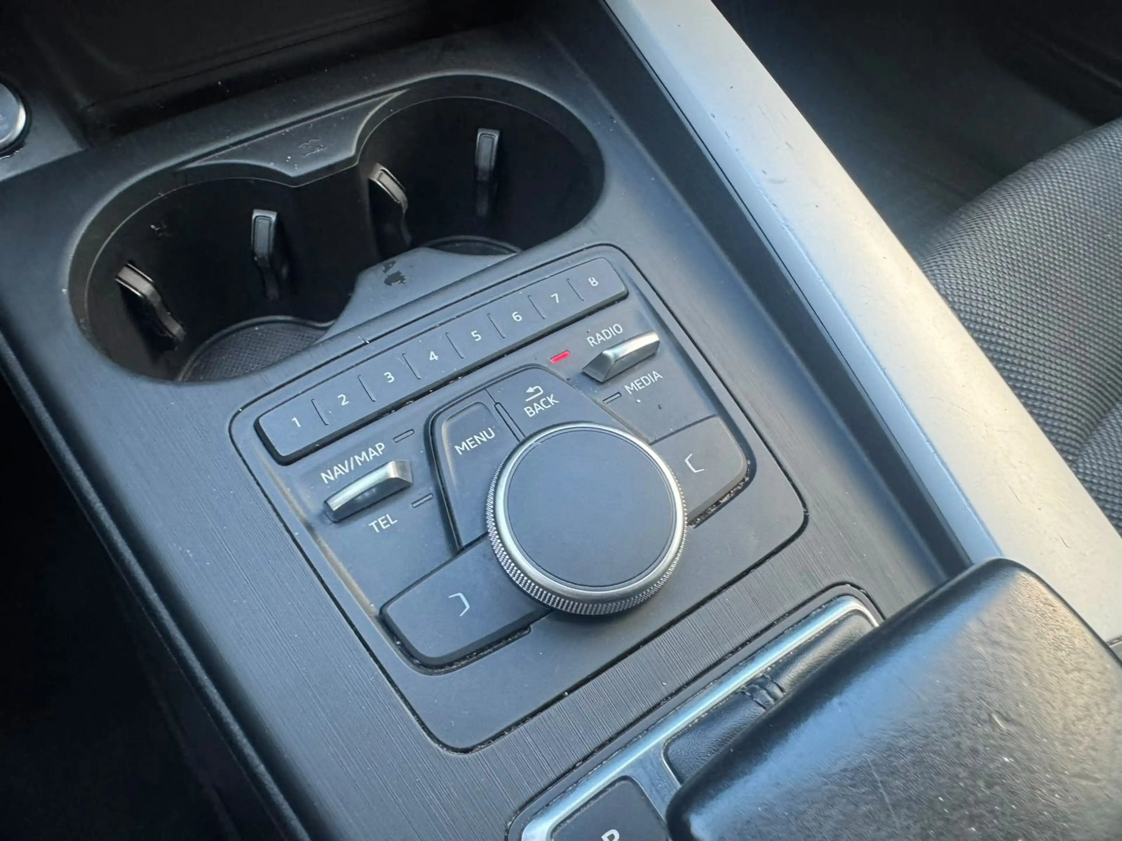 Audi A4 Avant 2.0TDI quattro Stronic 8FACH ACC BI-XEN — photo 14