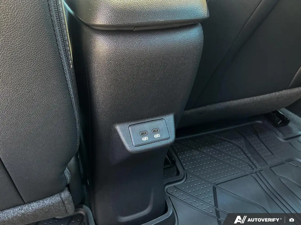 Chevrolet Bolt снимка Chevrolet Bolt