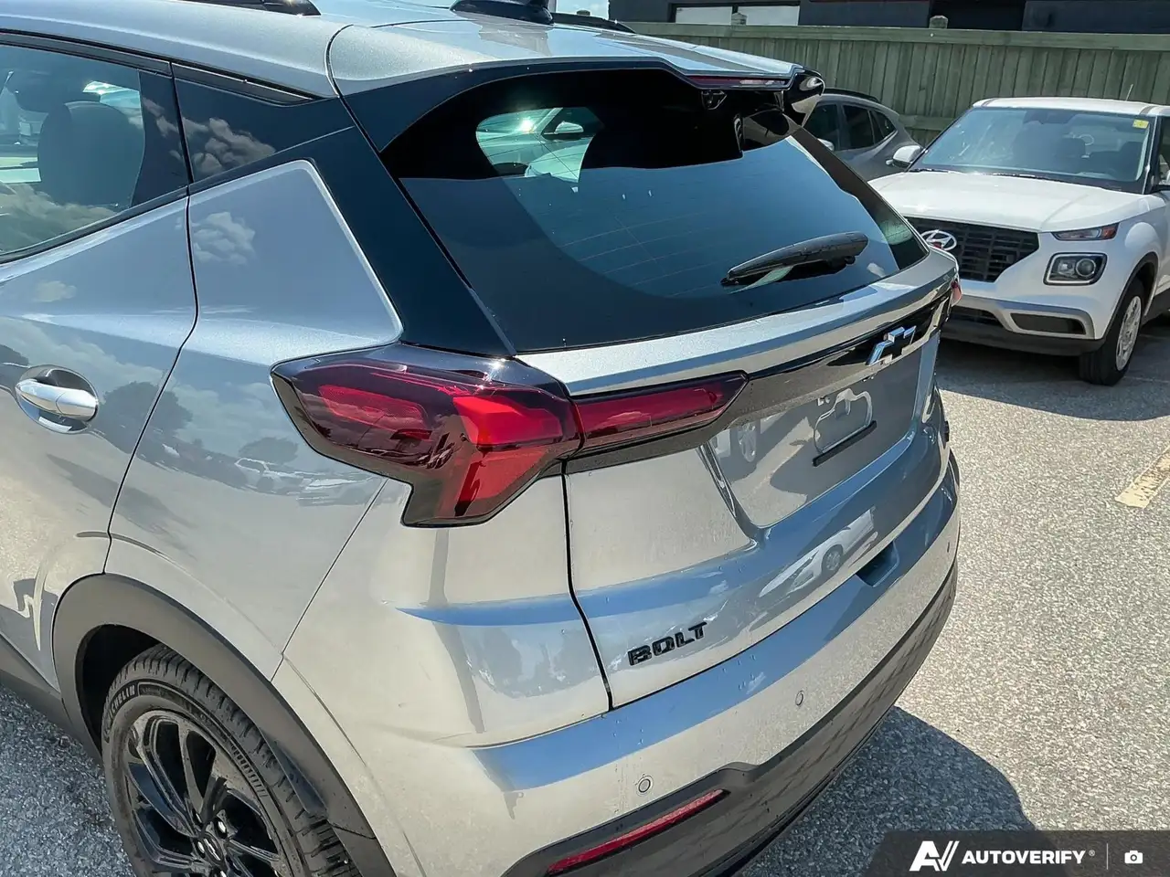Chevrolet Bolt снимка Chevrolet Bolt