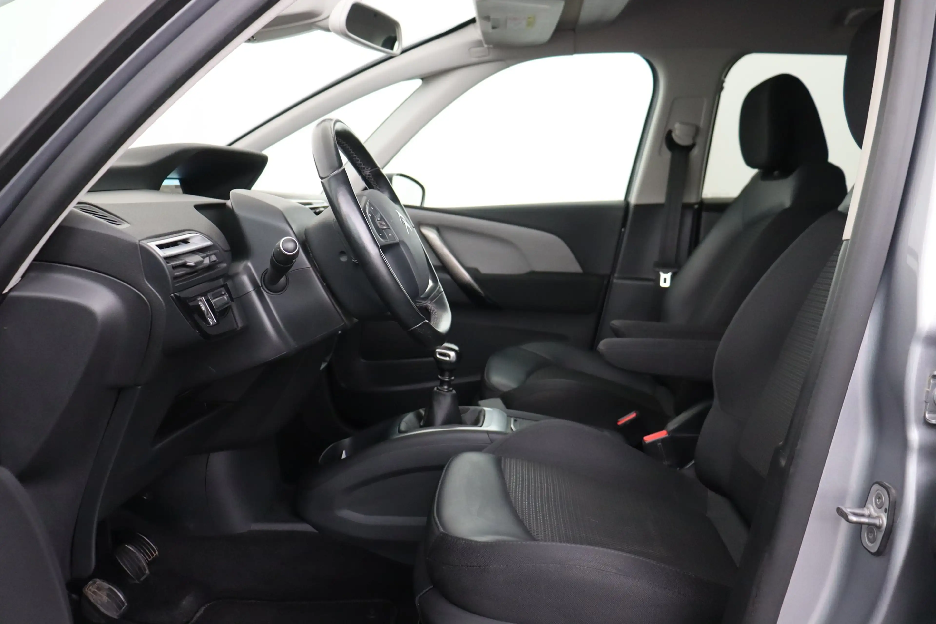 Citroen Spacetourer 1.5D + CARPLAY + GPS + CAMERA + PDC + CRUISE + AL — photo 10