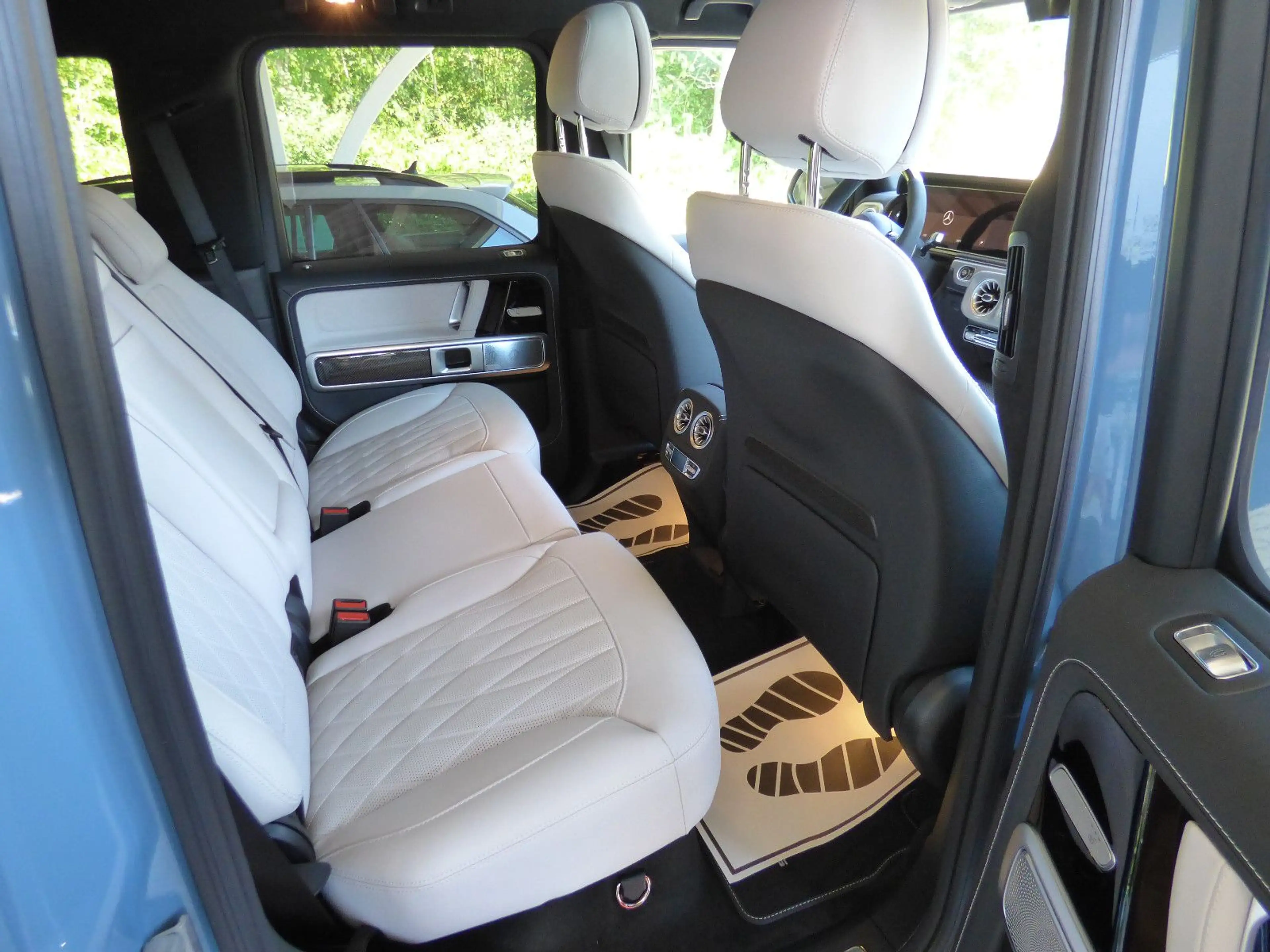 Mercedes-Benz G 63 AMG *FullCARBON*WärmePaket*Platinweiß* — photo 12