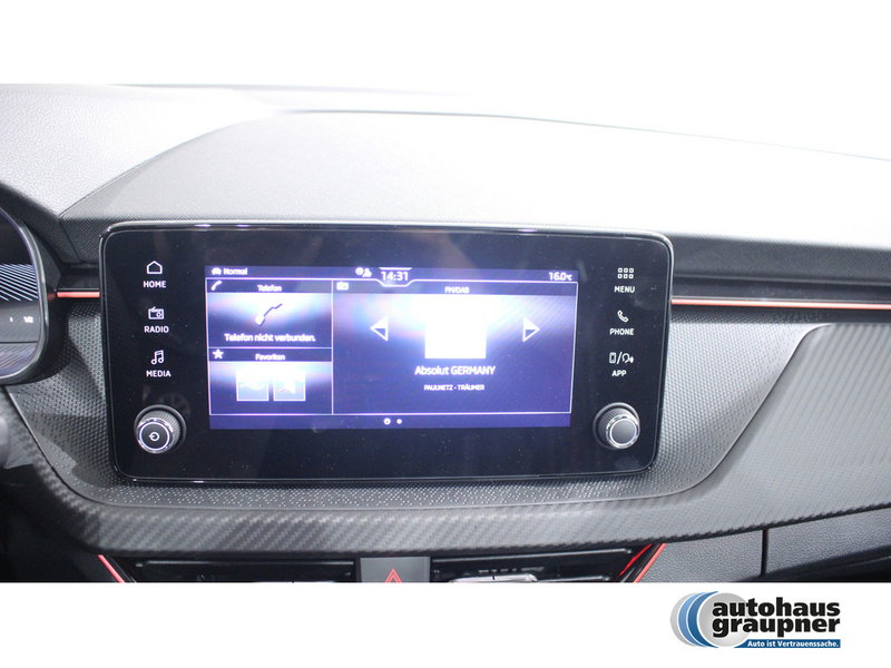 Skoda Scala 1.0 TSI Monte Carlo SHZ PANO MATRIX-LED — photo 11