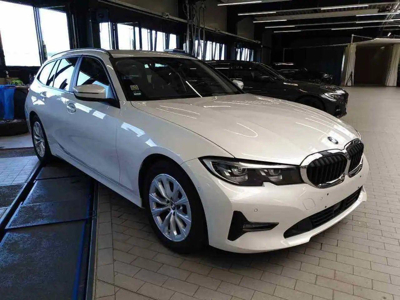 BMW 320