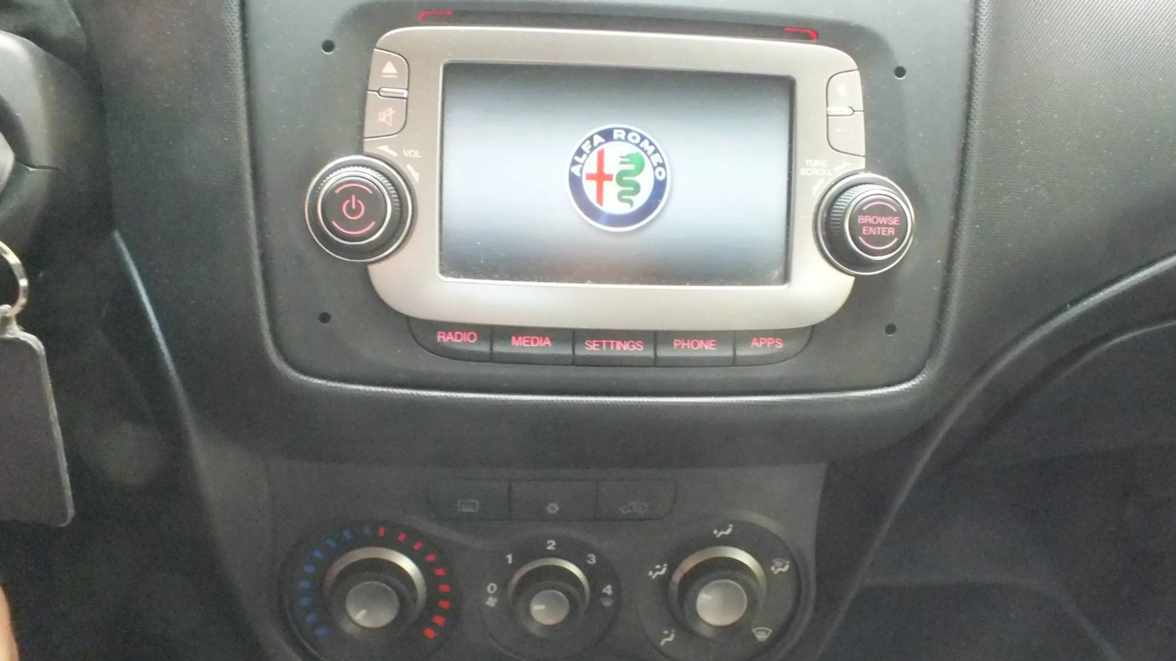 Alfa Romeo MiTo Mito 0.9 8V Turbo Twinair Super — photo 5