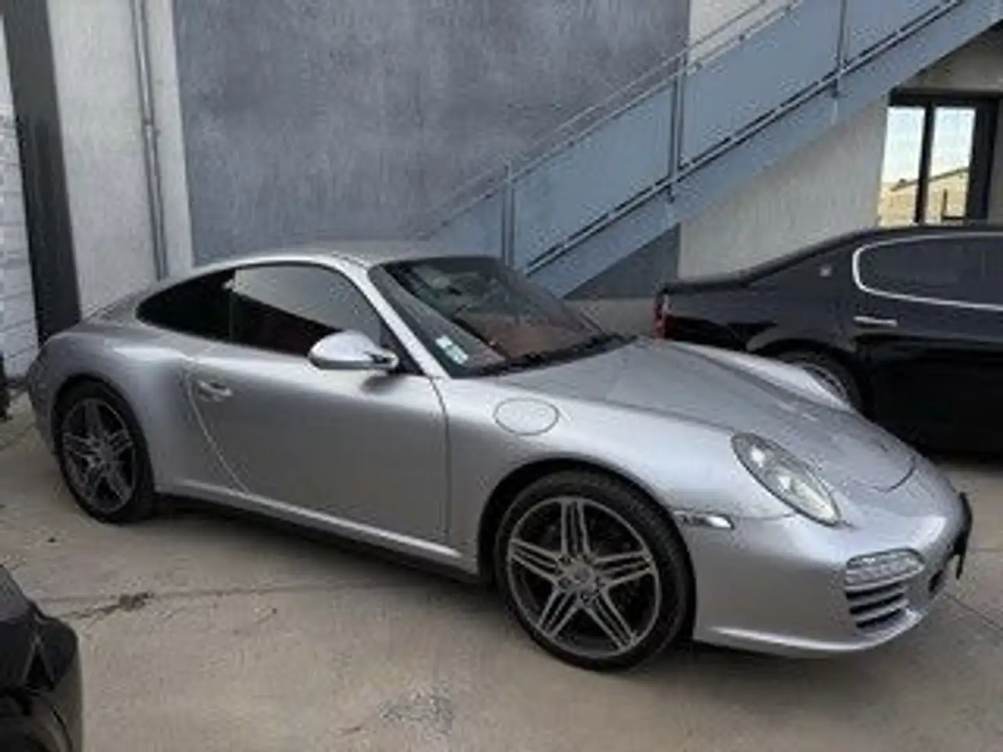 Porsche 911 3.6 Carrera 4 - 1