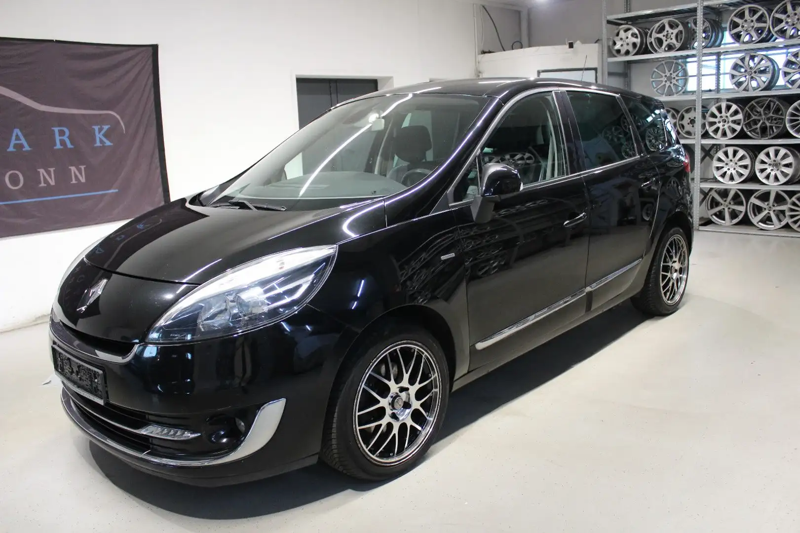 Renault Scenic *NAVI*TEMPO*AHK*KLIMA*EPH Zwart - 1