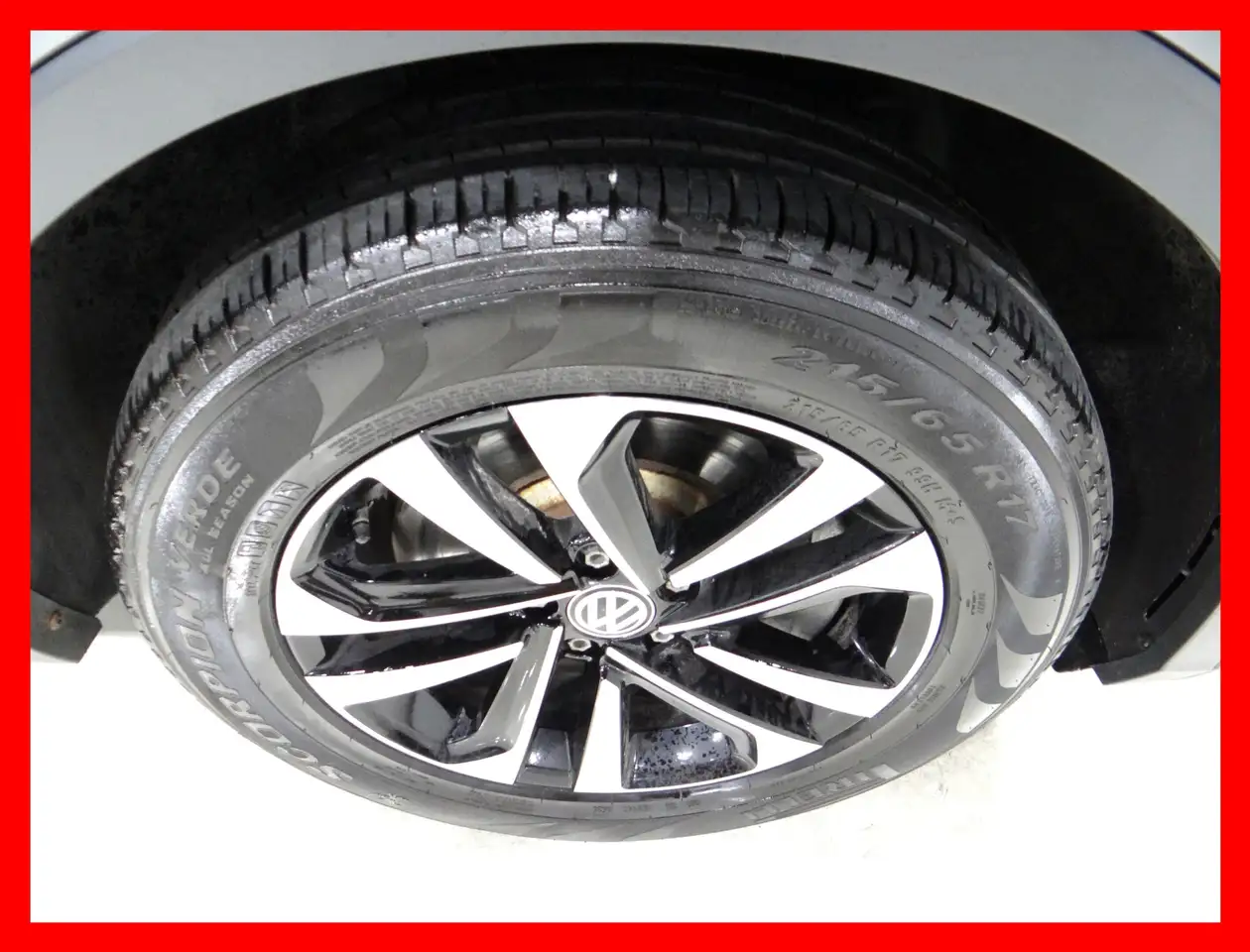 Volkswagen Tiguan снимка Volkswagen Tiguan