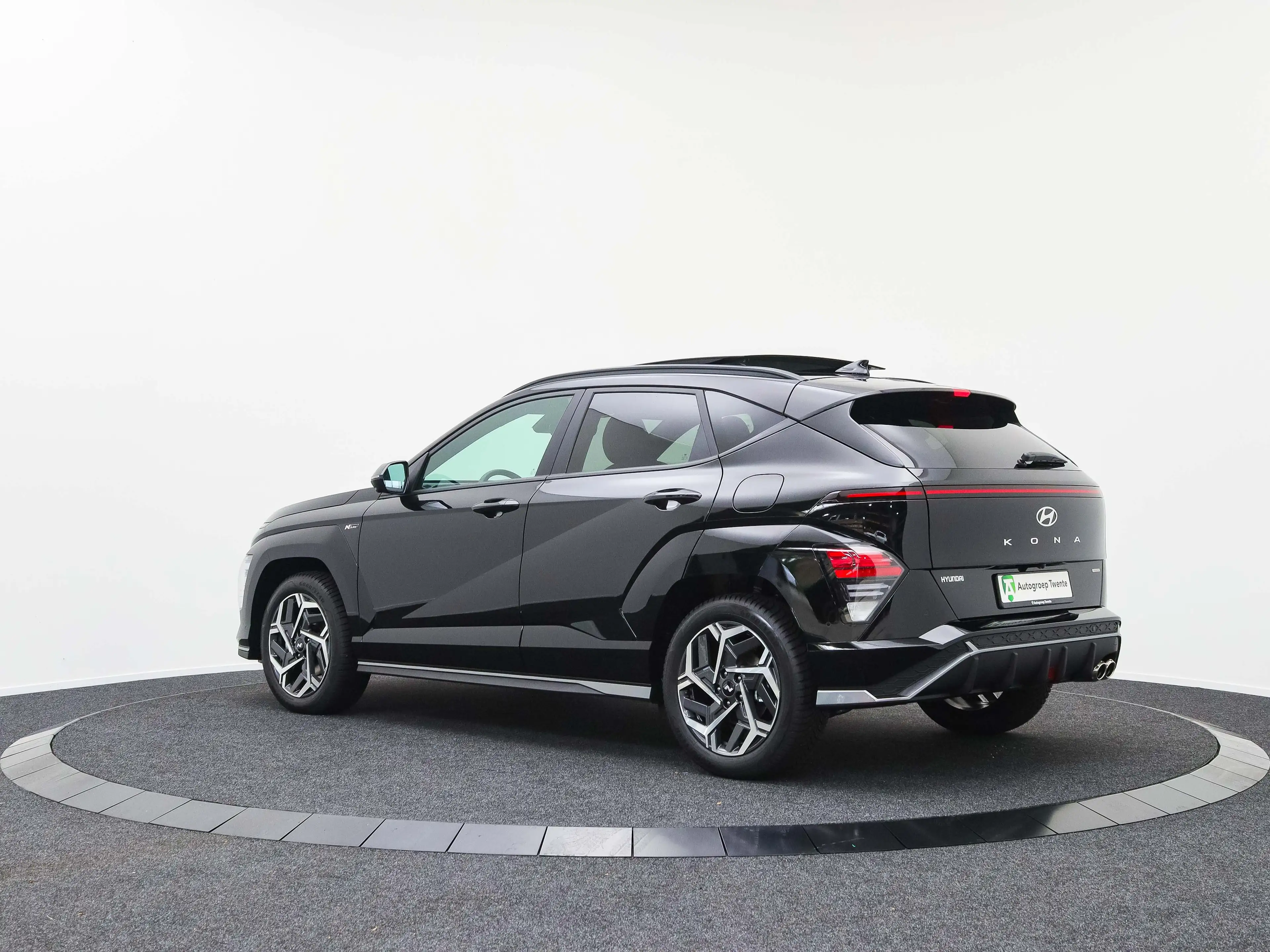 Hyundai KONA 1.6 GDI HEV N Line (Abyss Black Pearl) — photo 7