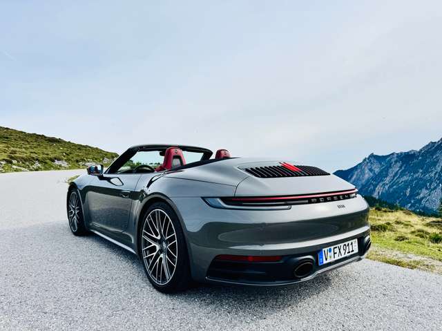 Porsche 992 911 4S - PDCC - BURMESTER - HA LENKUNG - LIFT VA