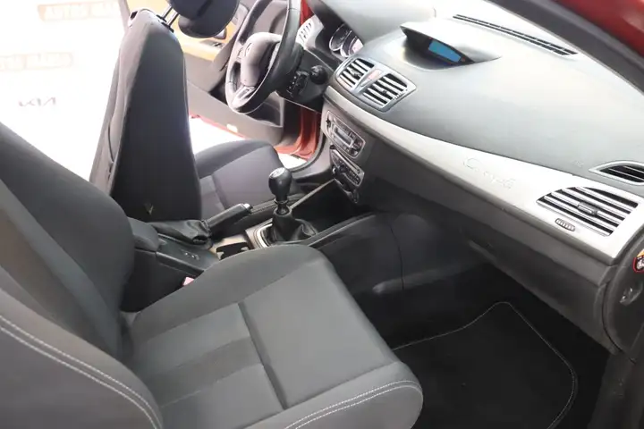 Renault Mégane Coupé 1.5 dCi Expression 2009, foto 10