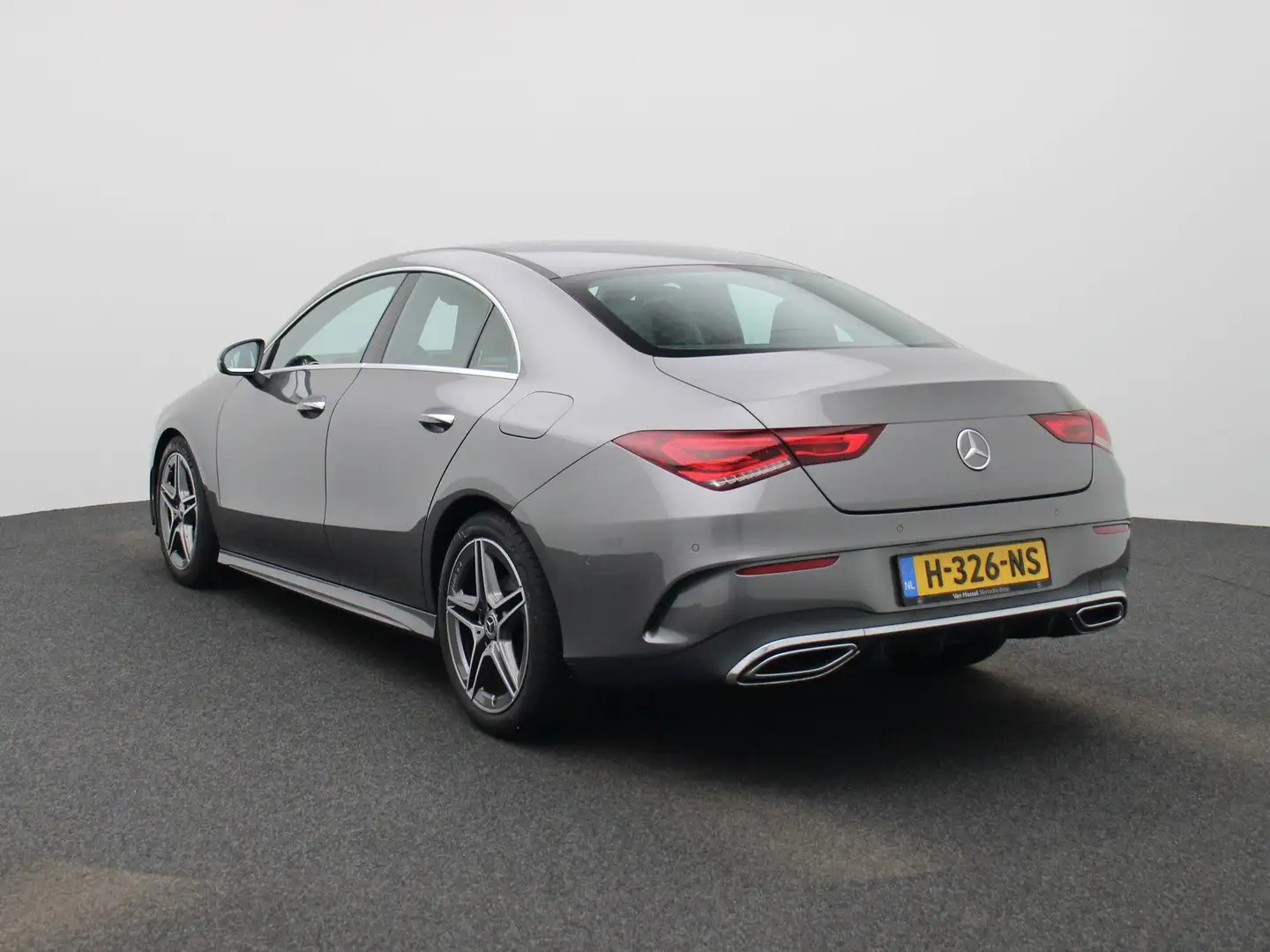 Mercedes-Benz CLA 180 Business Solution AMG | Automaat | Achteruitrijcam Grijs - 2