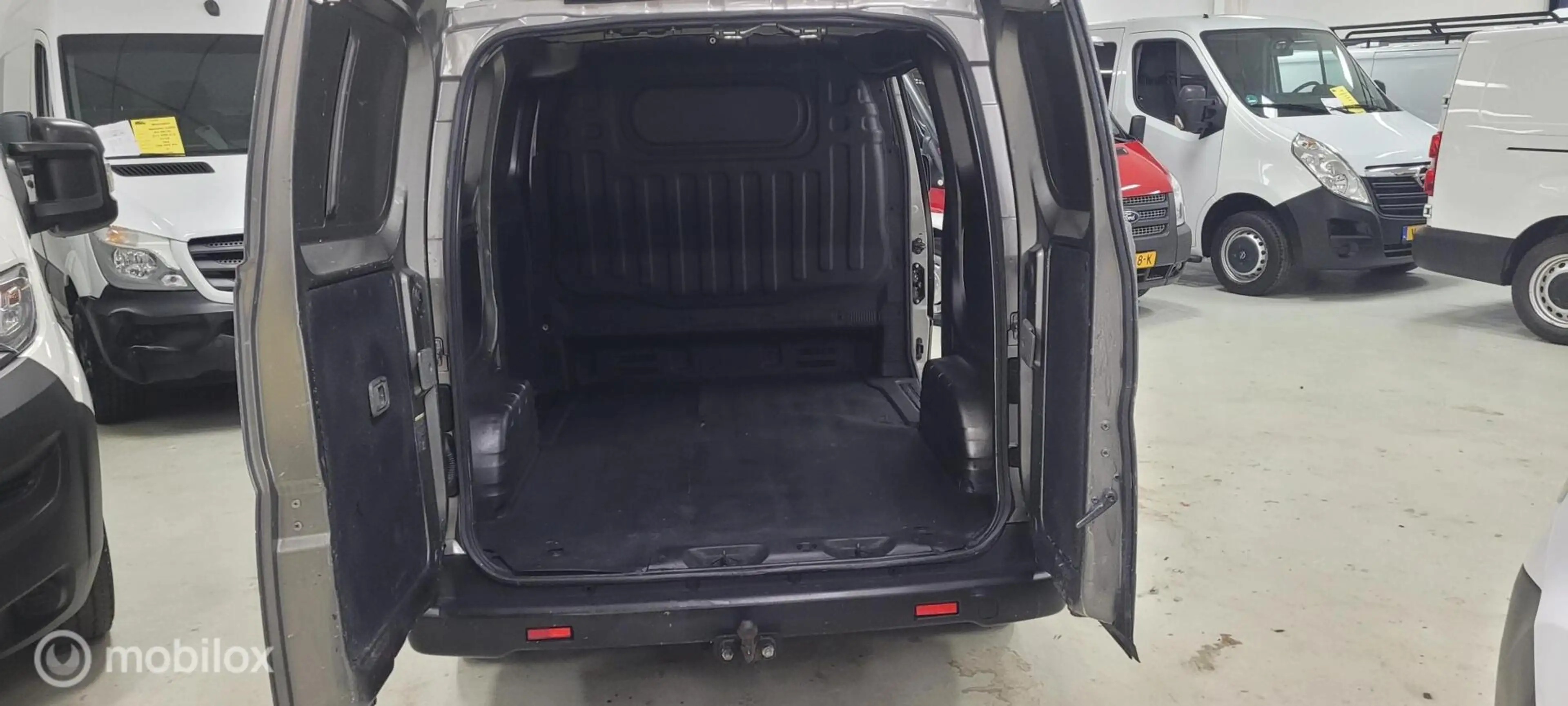 Nissan NV200 met 117.000 km 1.5 dCi Acenta — photo 8