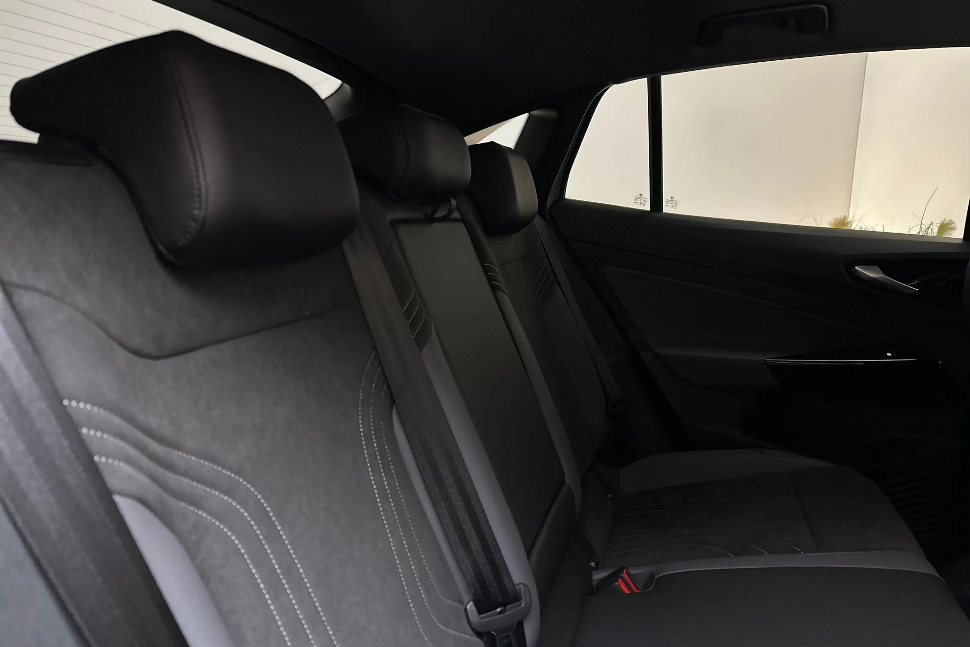 Volkswagen ID.5 Pro Business 286pk 77 kWh | 21" LM Velgen, Matrix — photo 12