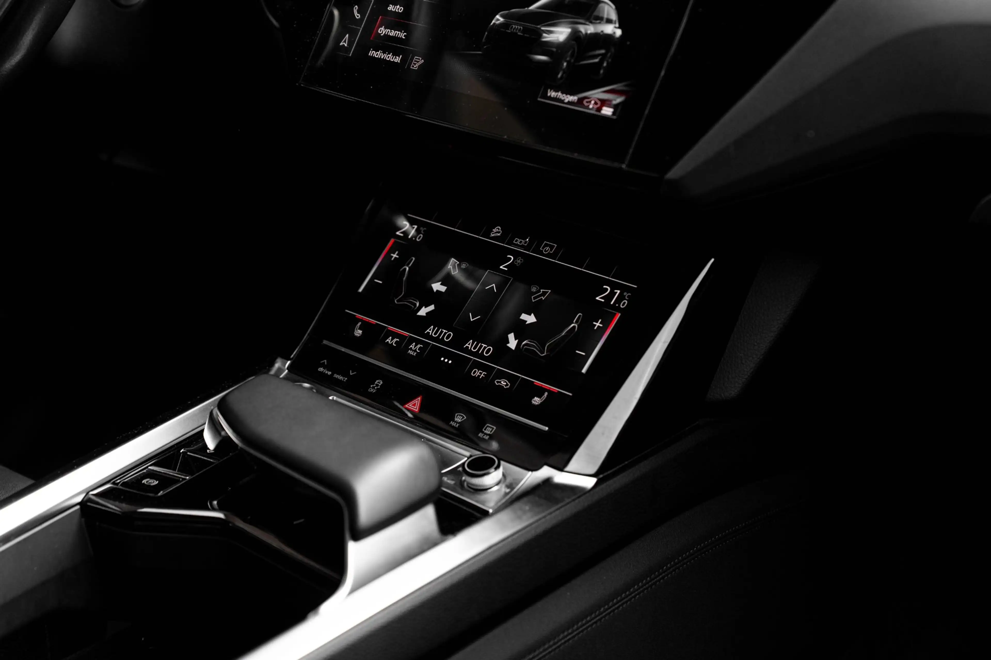 Audi e-tron E-tron 50 Quattro Launch Edition Plus 71 kWh Pano — photo 37