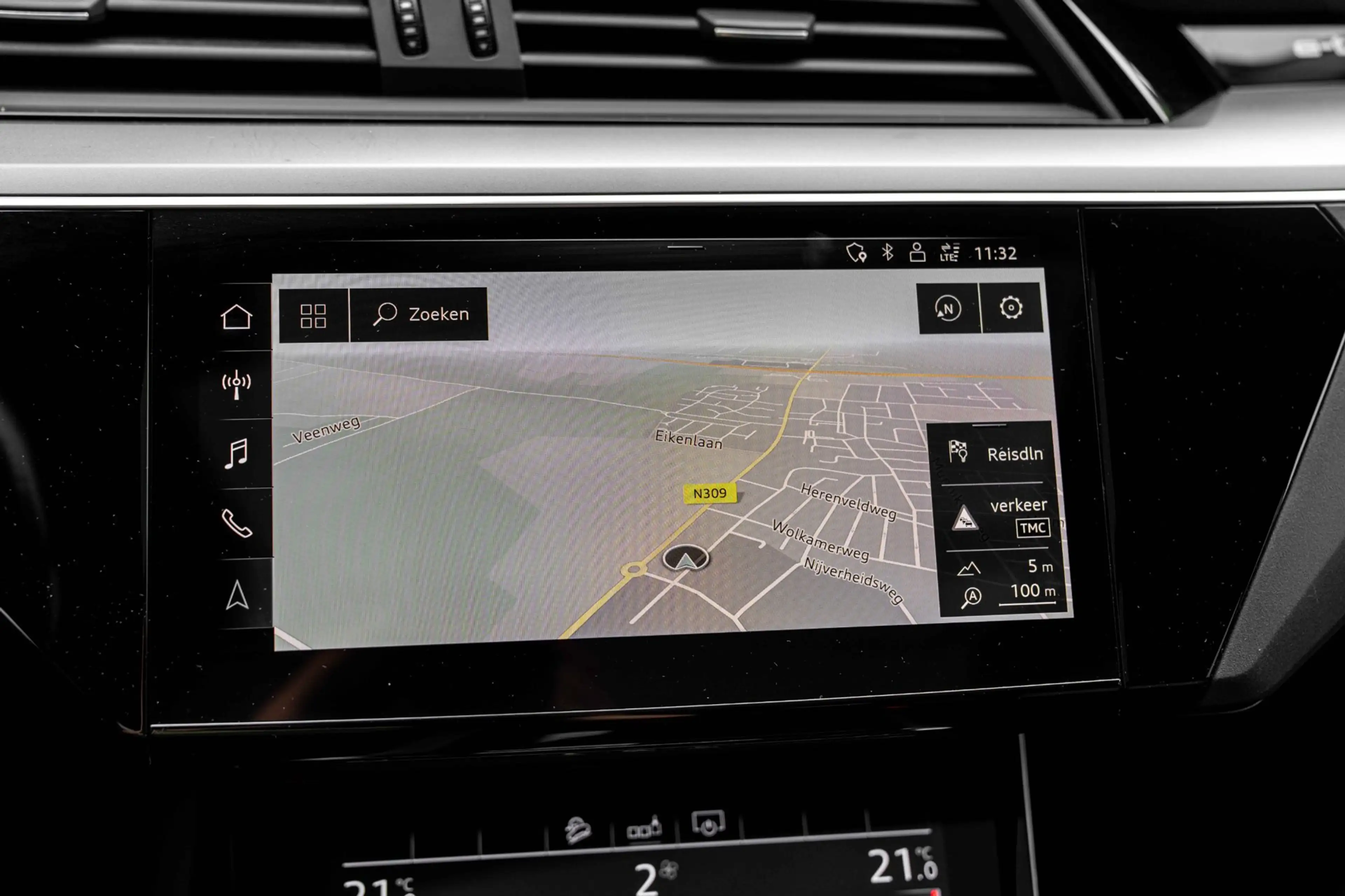 Audi e-tron E-tron 50 Quattro Launch Edition Plus 71 kWh Pano — photo 23