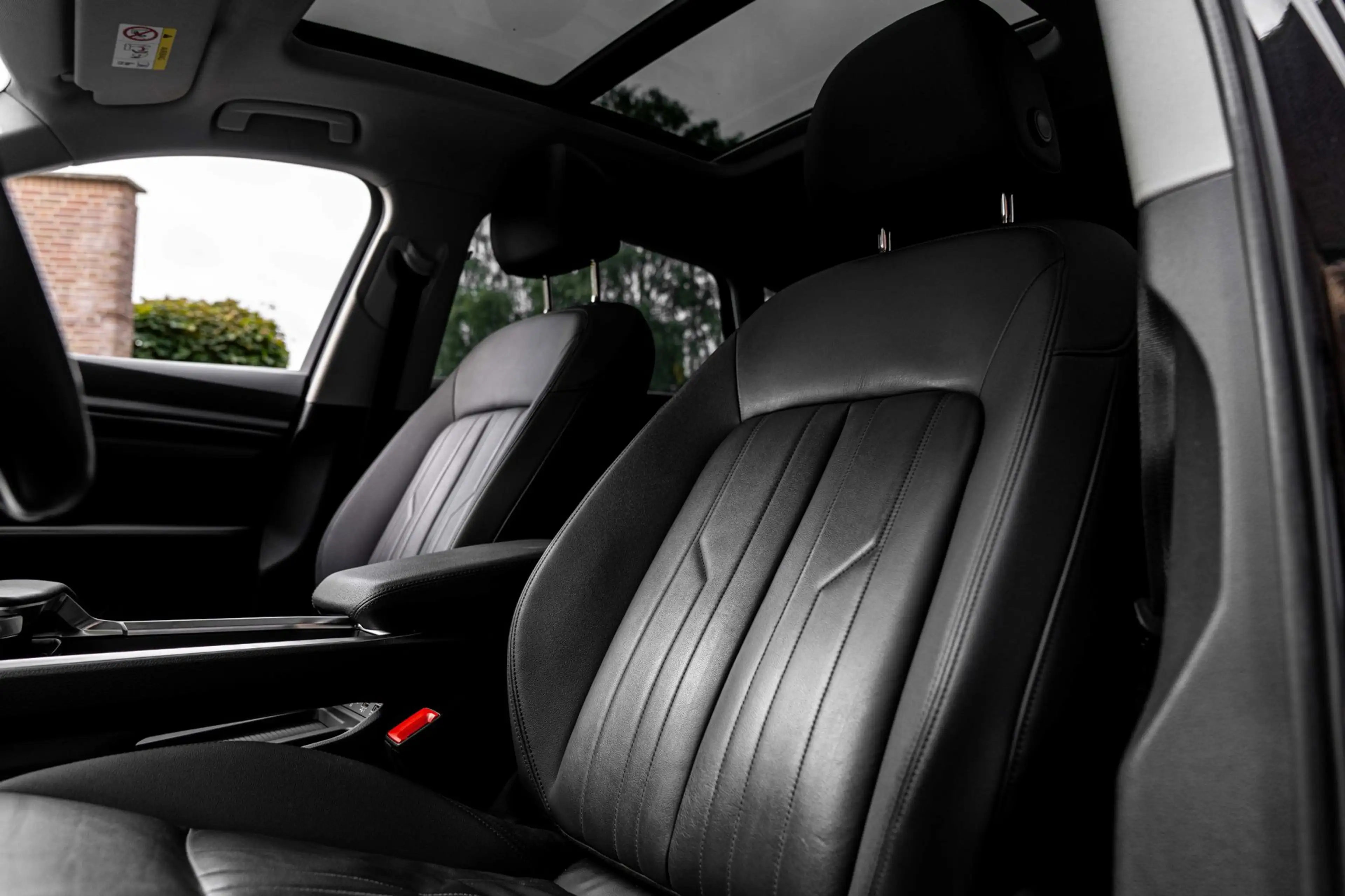 Audi e-tron E-tron 50 Quattro Launch Edition Plus 71 kWh Pano — photo 14