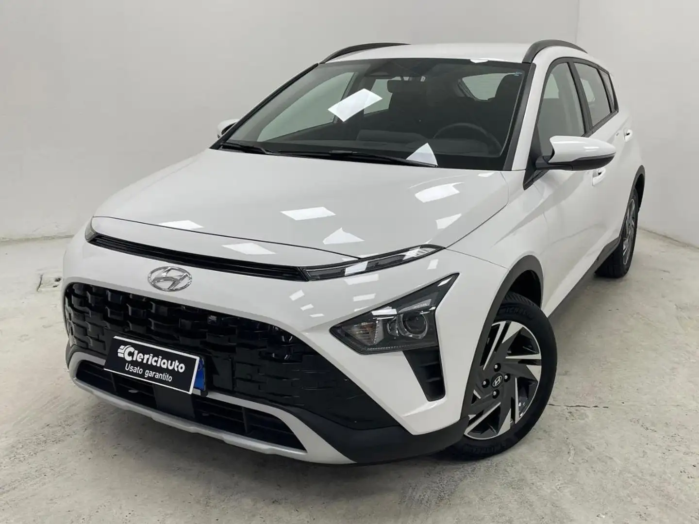 Hyundai BAYON 1.2 MPI MT XLine Bianco - 1